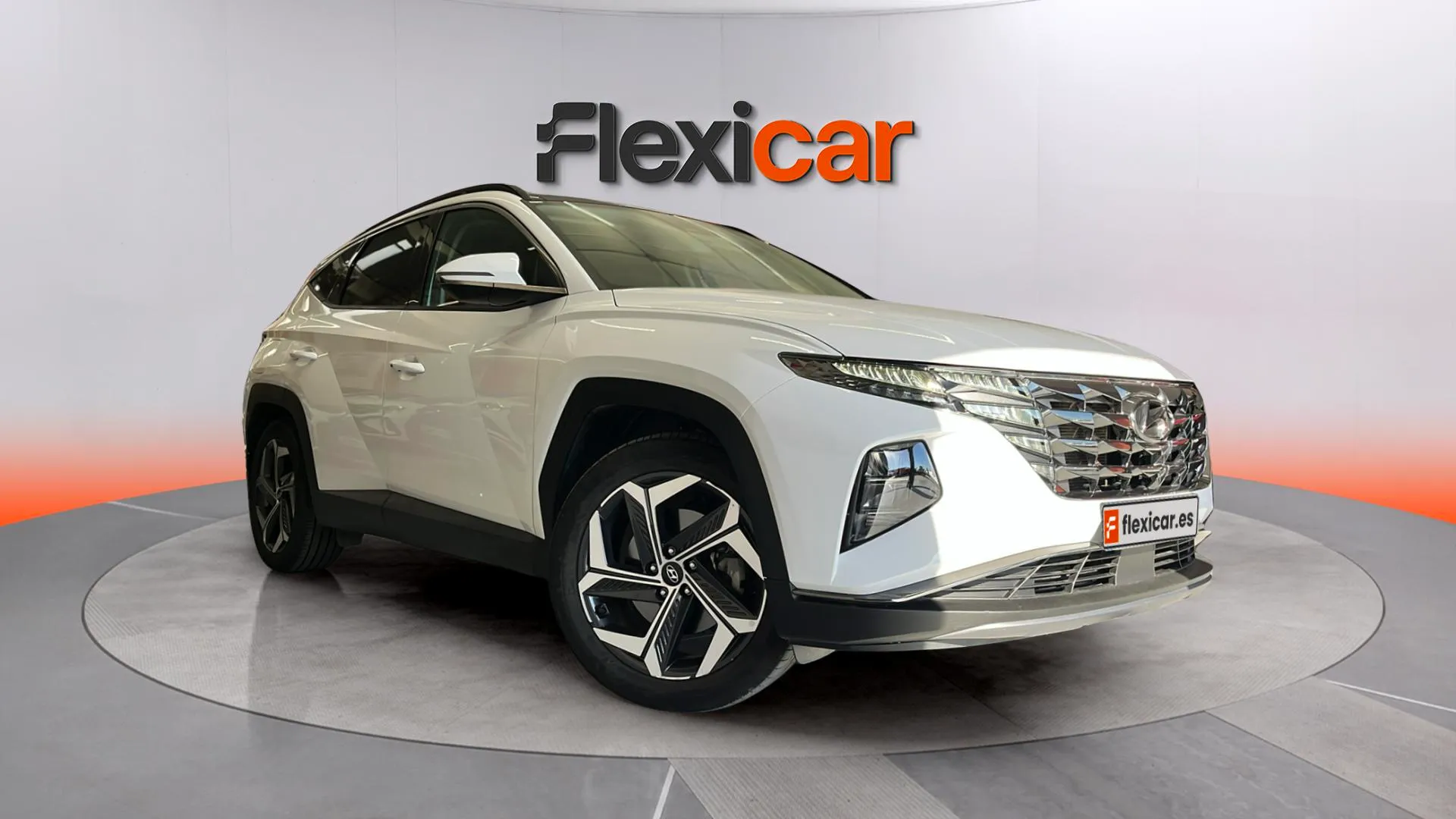 Hyundai Tucson 1.6 T-GDi PHEV Maxx 4x4 - foto 1