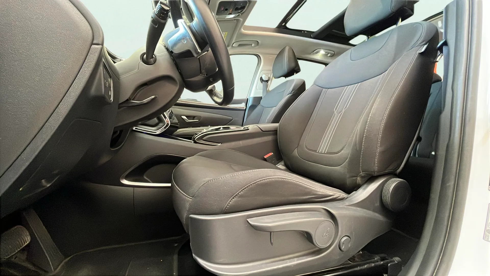 Hyundai Tucson 1.6 T-GDi PHEV Maxx 4x4 - foto 14
