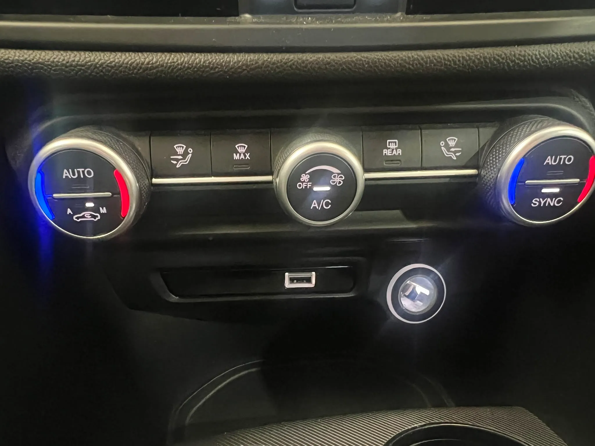 Alfa Romeo Giulia 2.0 Gasolina TI RWD - foto 20