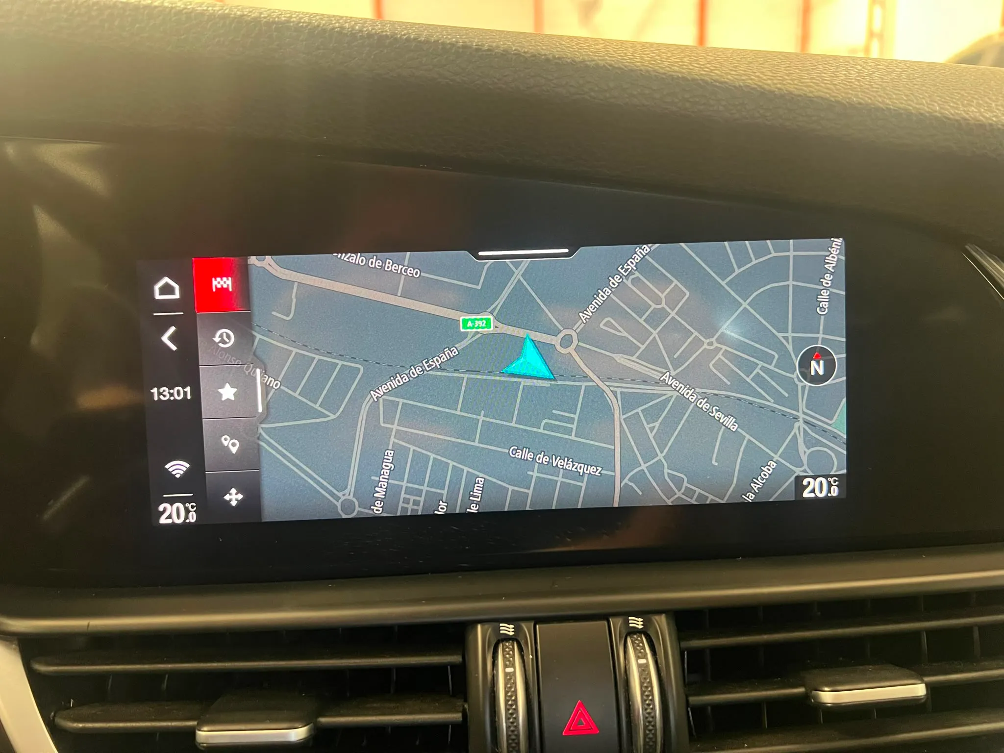 Alfa Romeo Giulia 2.0 Gasolina TI RWD - foto 26