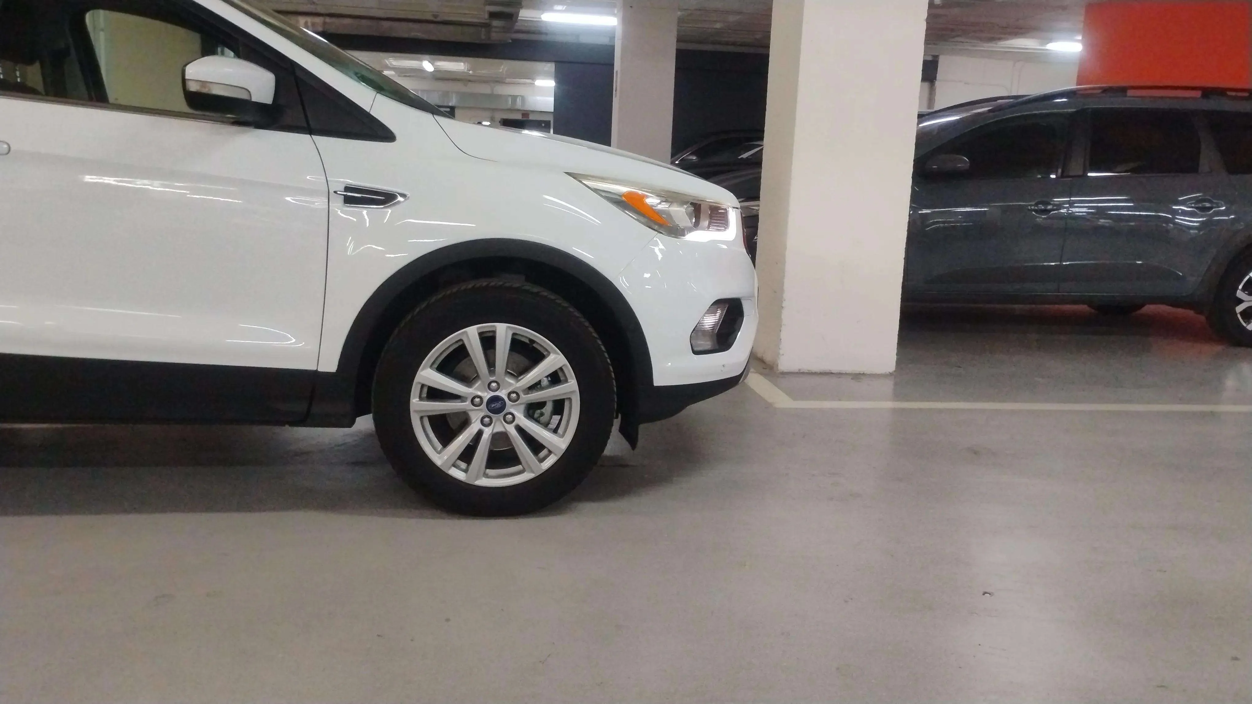 Ford Kuga 1.5 EcoBoost A-S-S 4x2 Business - foto 24