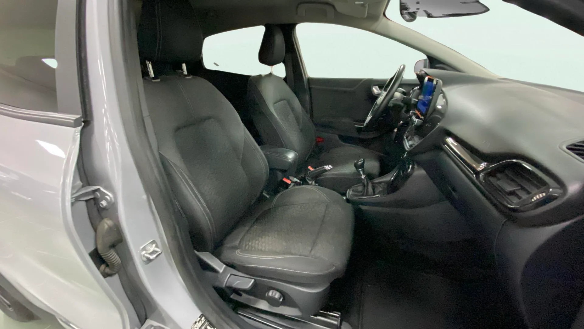 Ford Puma 1.0 EcoBoost Titanium MHEV - foto 19