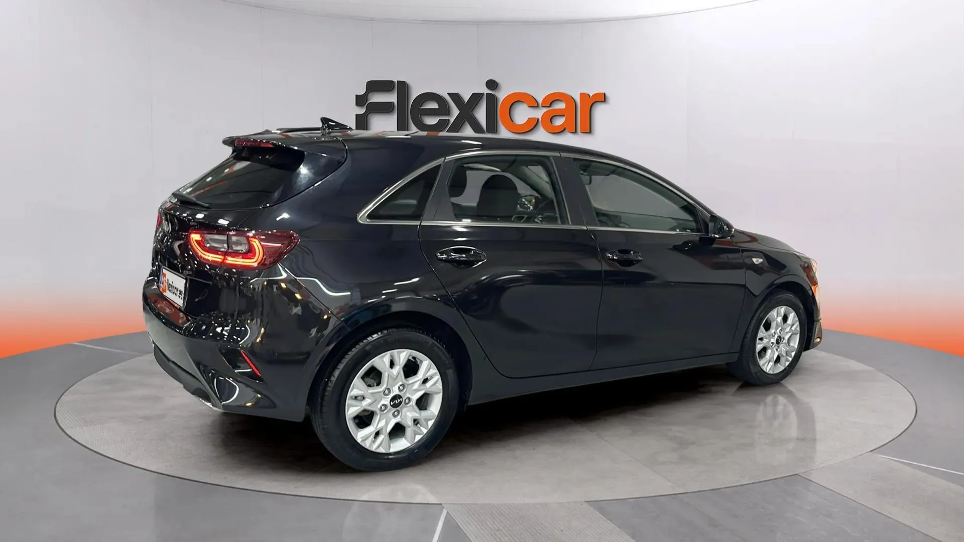Kia Ceed 1.6 MHEV iMT Concept - foto 9