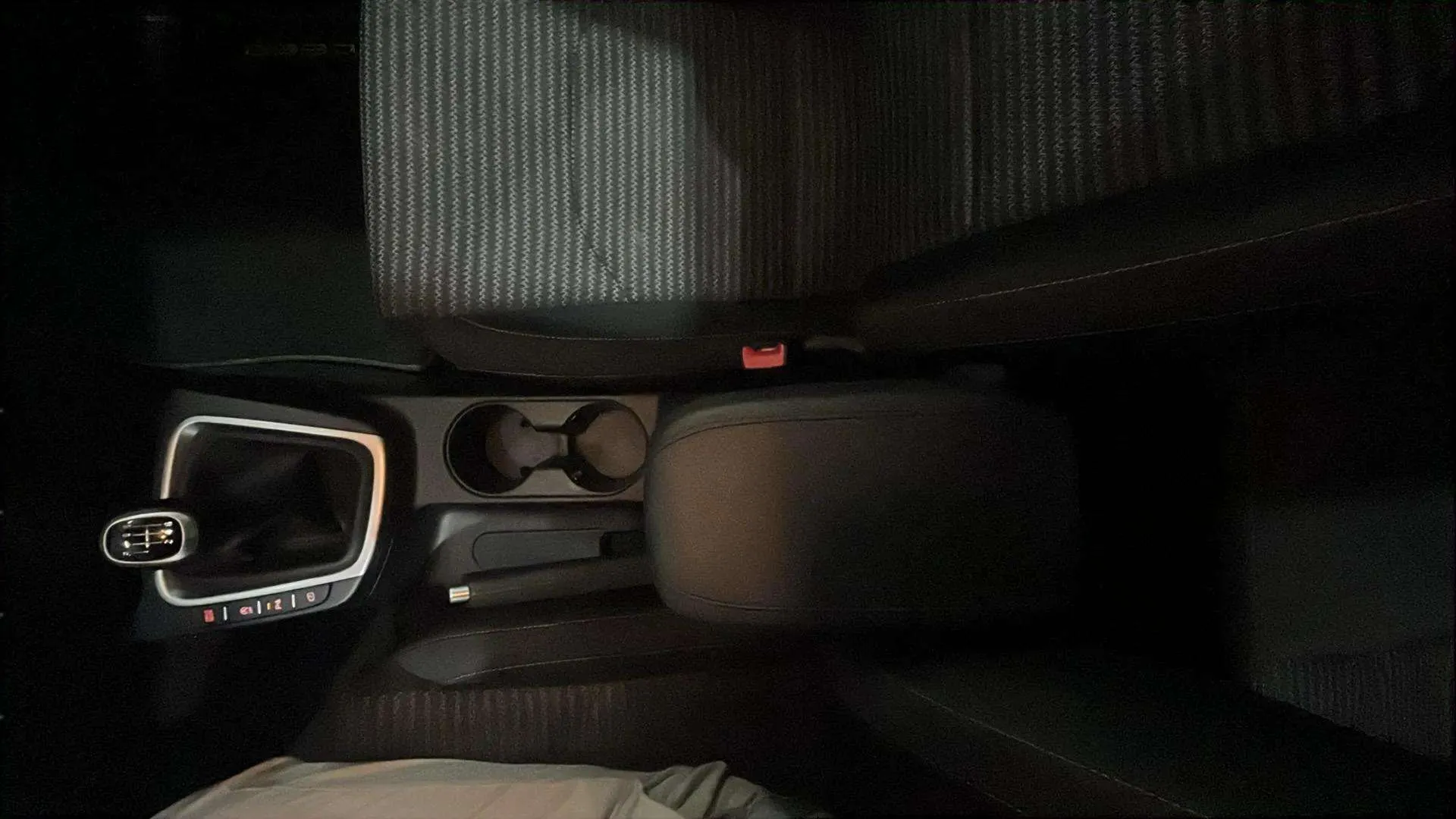 Kia Ceed 1.6 MHEV iMT Concept - foto 22