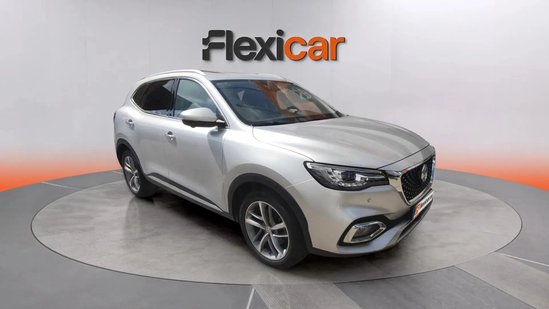 MG HS 1.5 Turbo GDI Luxury - foto 1