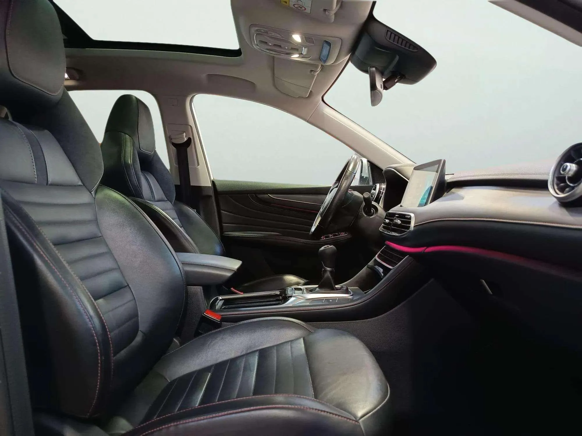 MG HS 1.5 Turbo GDI Luxury - foto 19