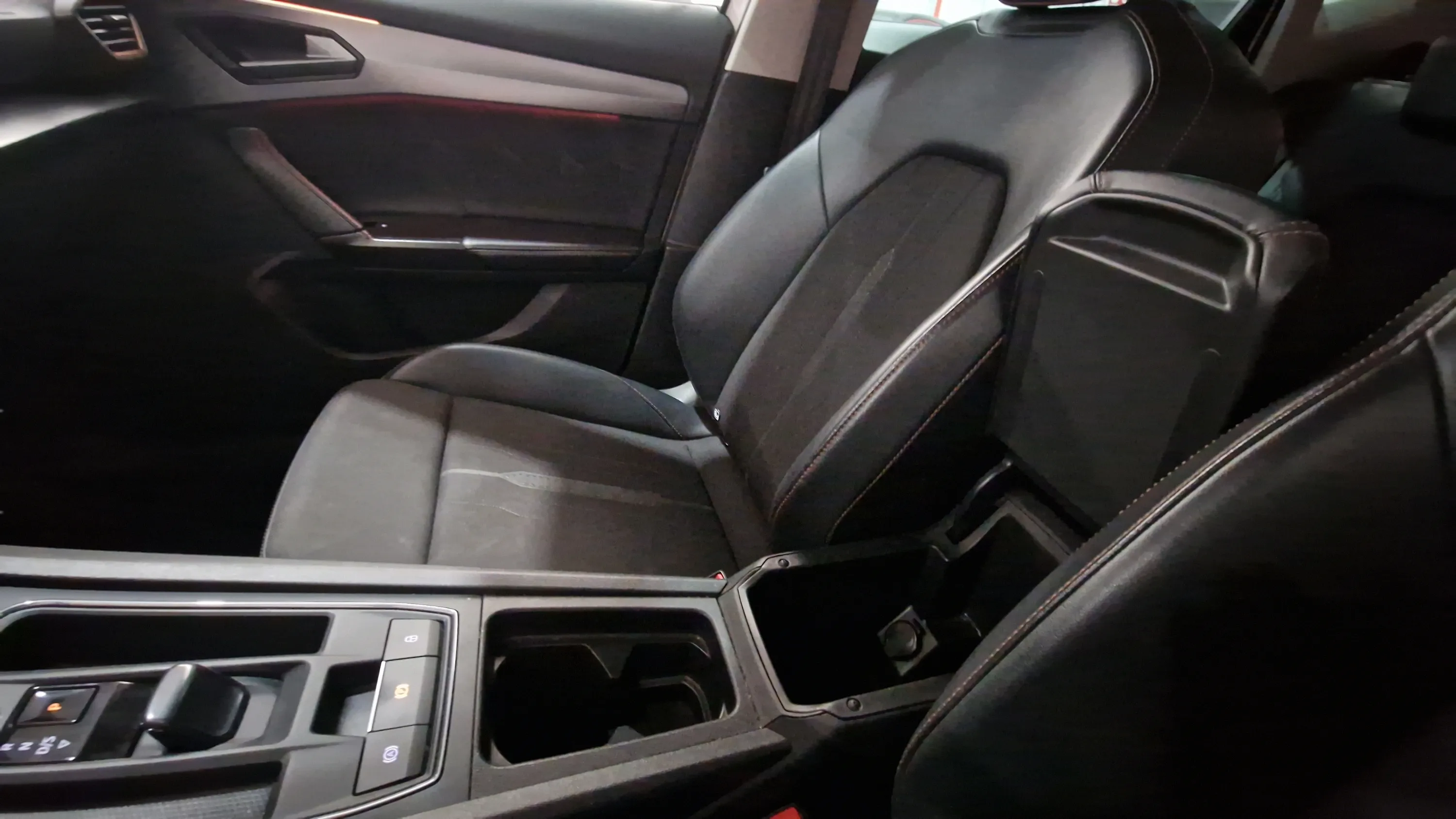 Cupra Formentor 1.5 TSI DSG - foto 29
