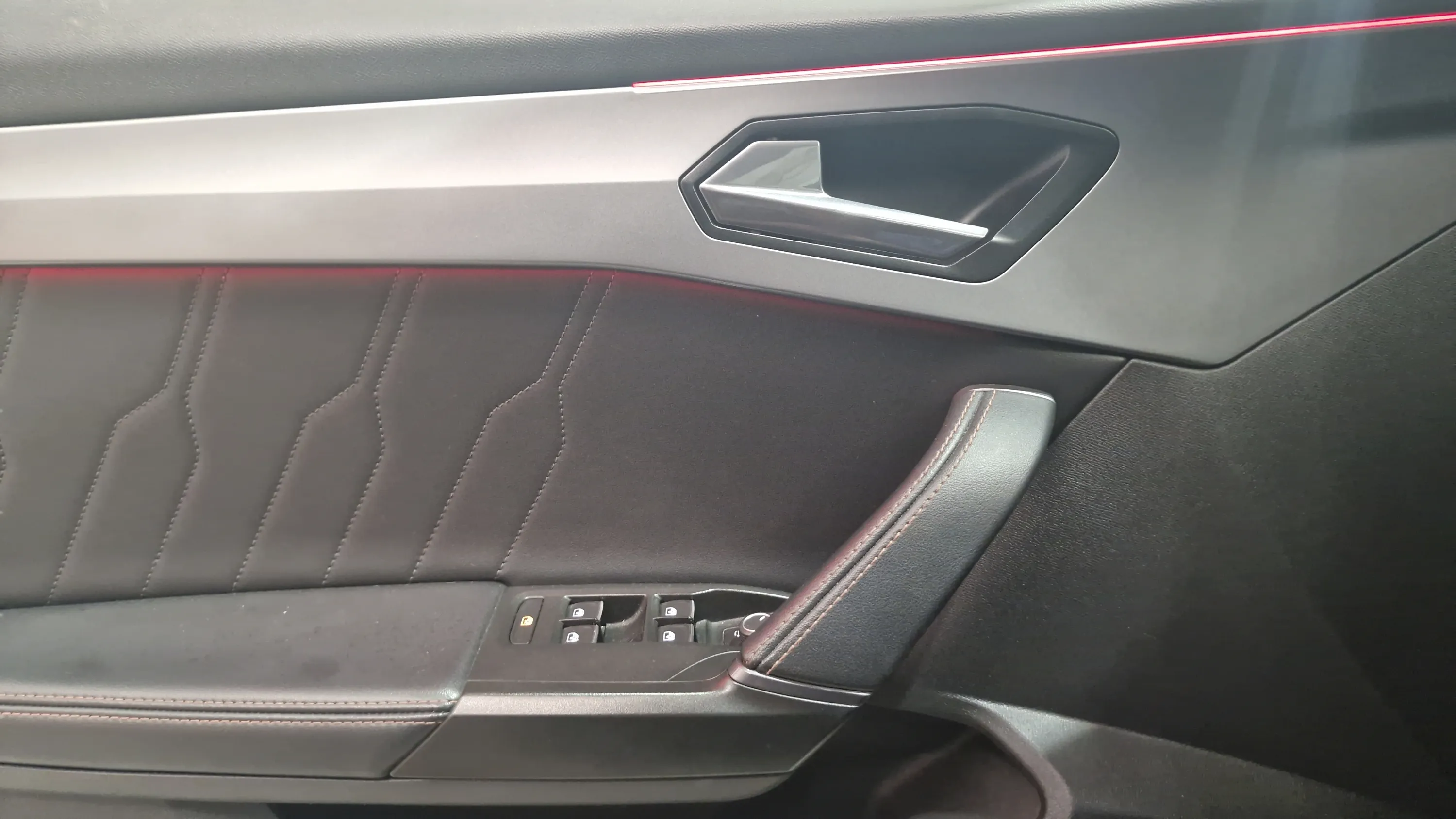 Cupra Formentor 1.5 TSI DSG - foto 32