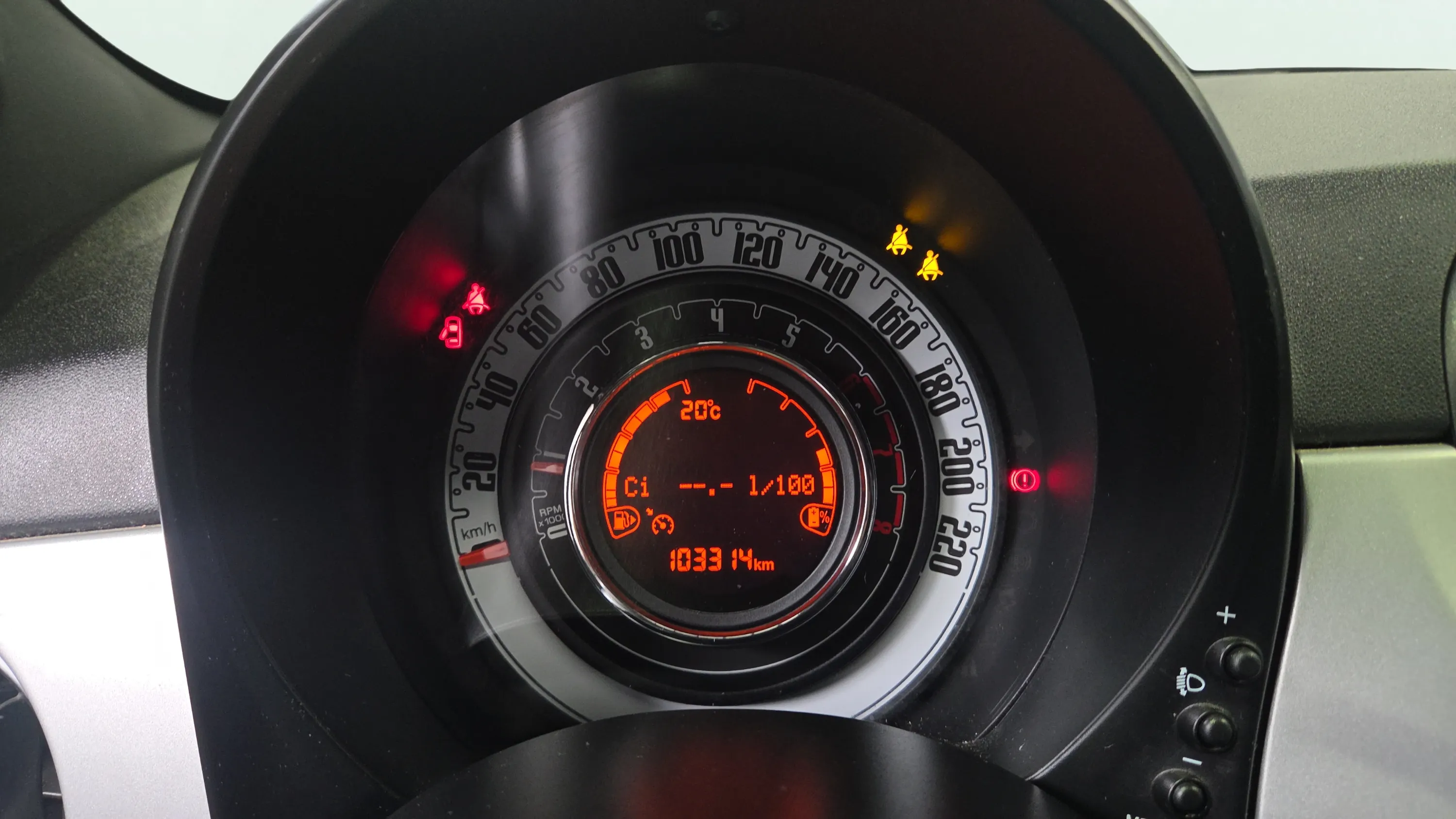 Fiat 500 Sport 1.0 Hybrid - foto 12