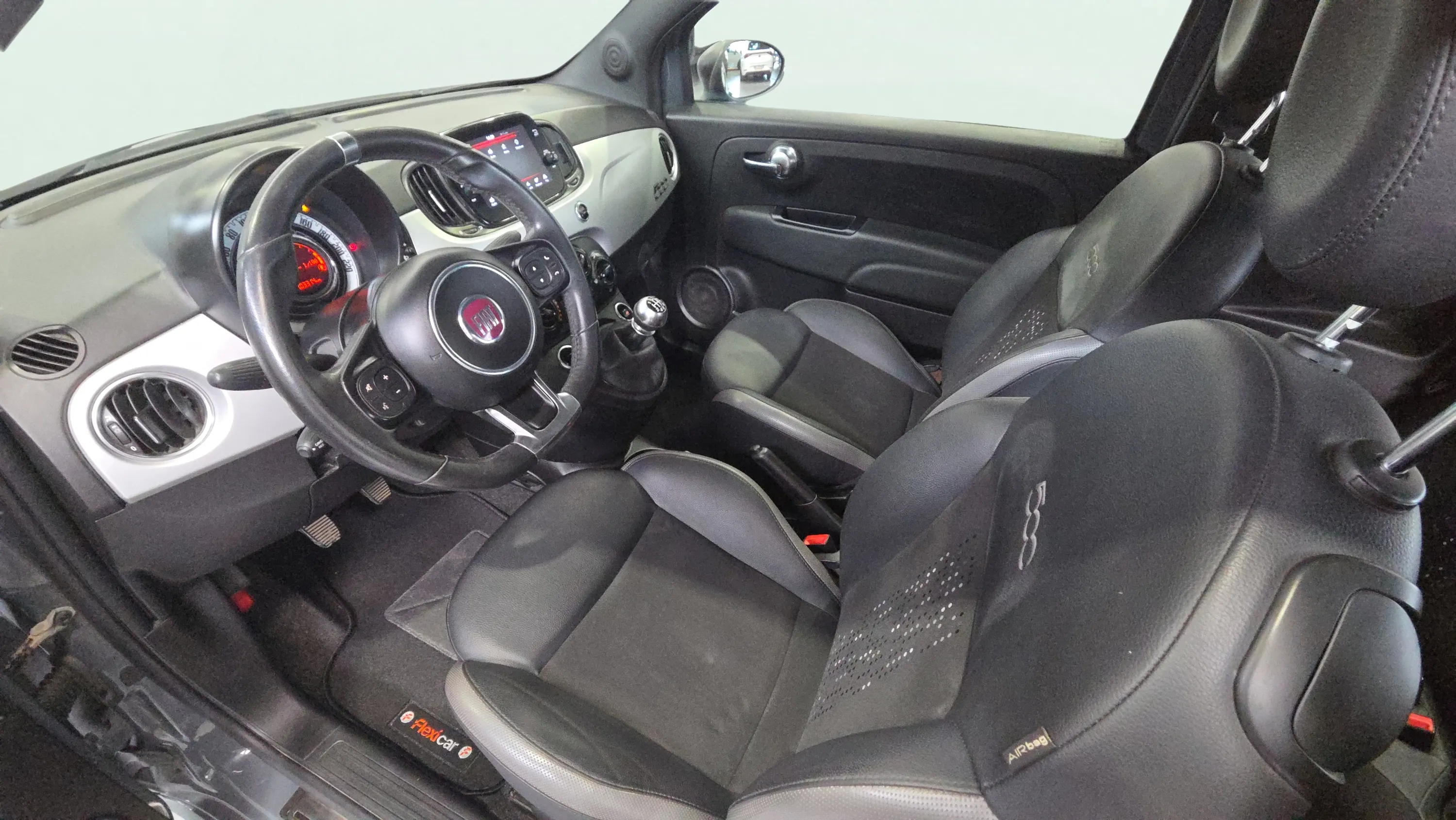 Fiat 500 Sport 1.0 Hybrid - foto 9