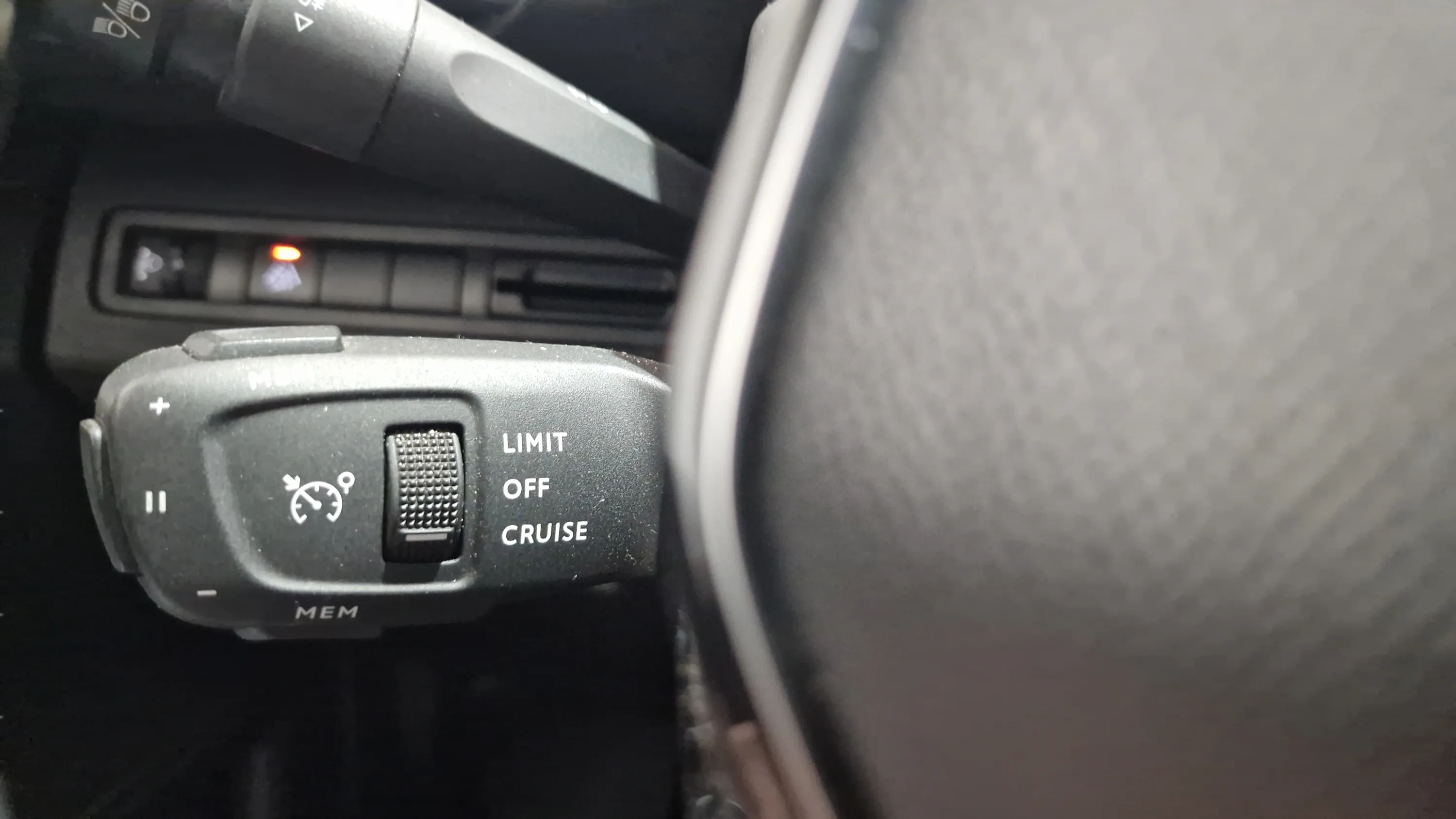 Peugeot 3008 1.2 PureTech Allure - foto 16