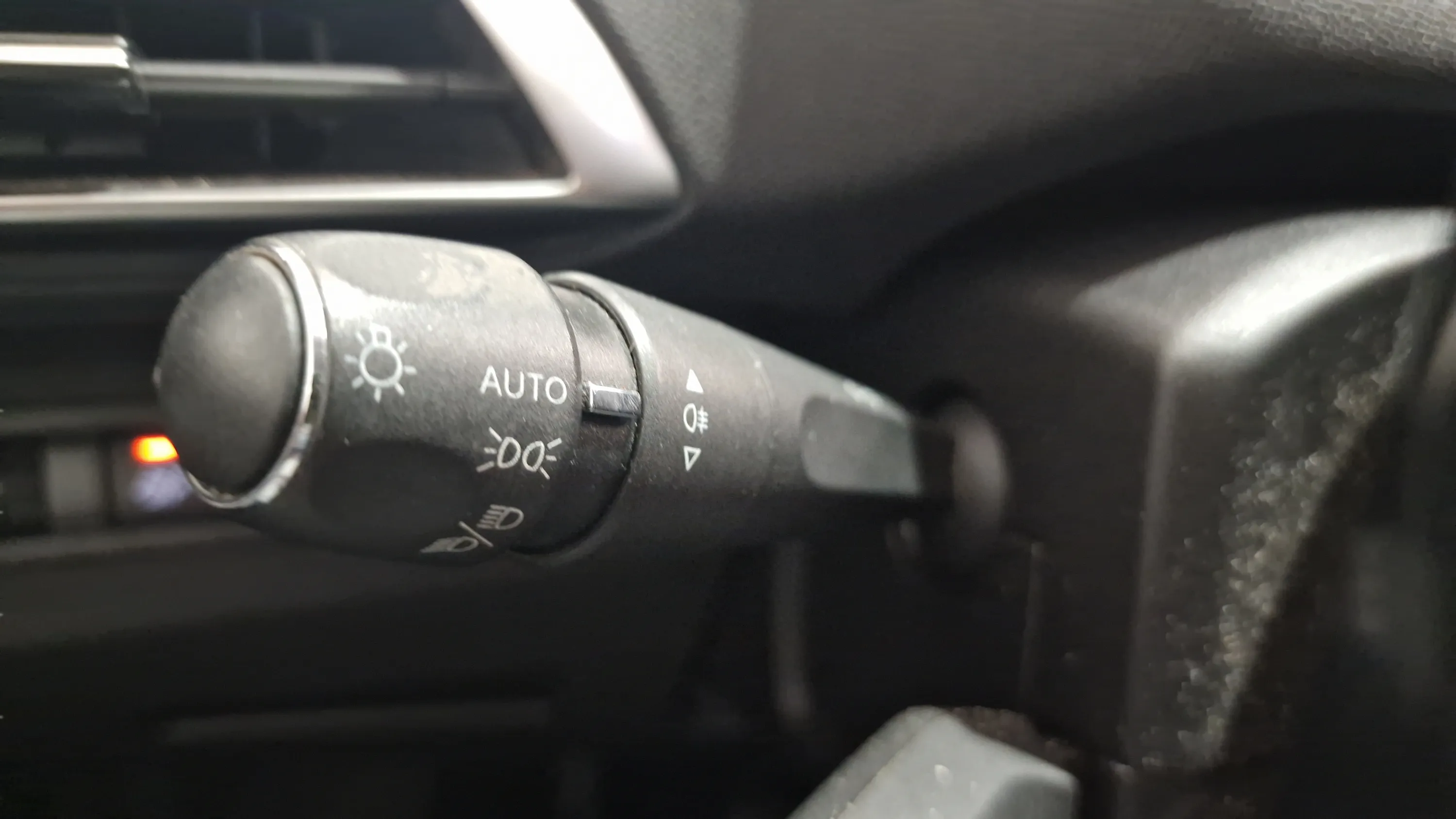 Peugeot 3008 1.2 PureTech Allure - foto 17