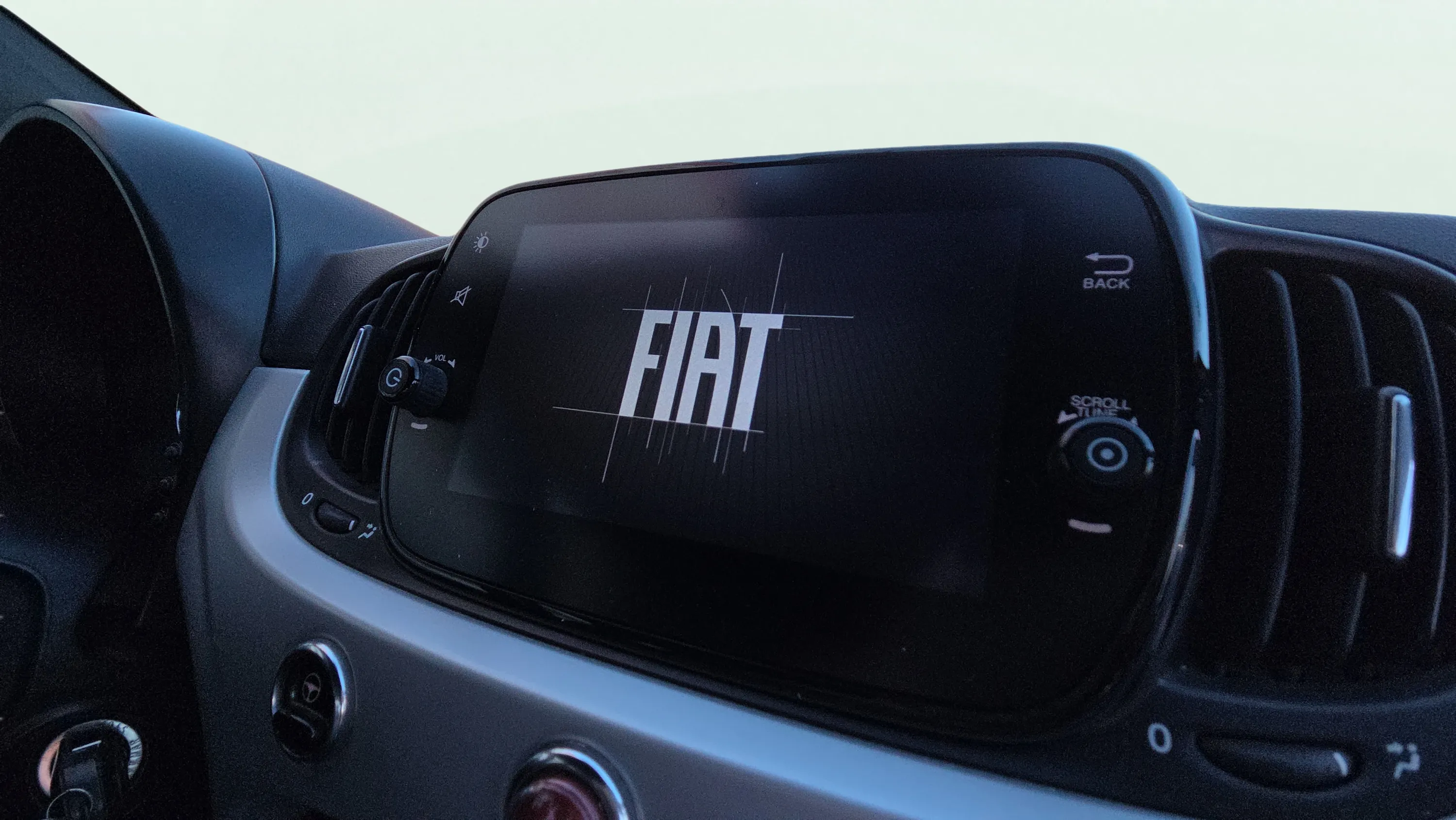 Fiat 500 Connect 1.0 Hybrid - foto 15
