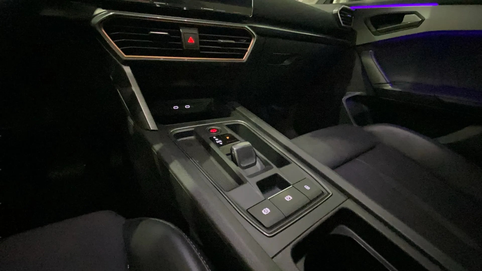 Cupra Formentor 1.5 TSI DSG - foto 22