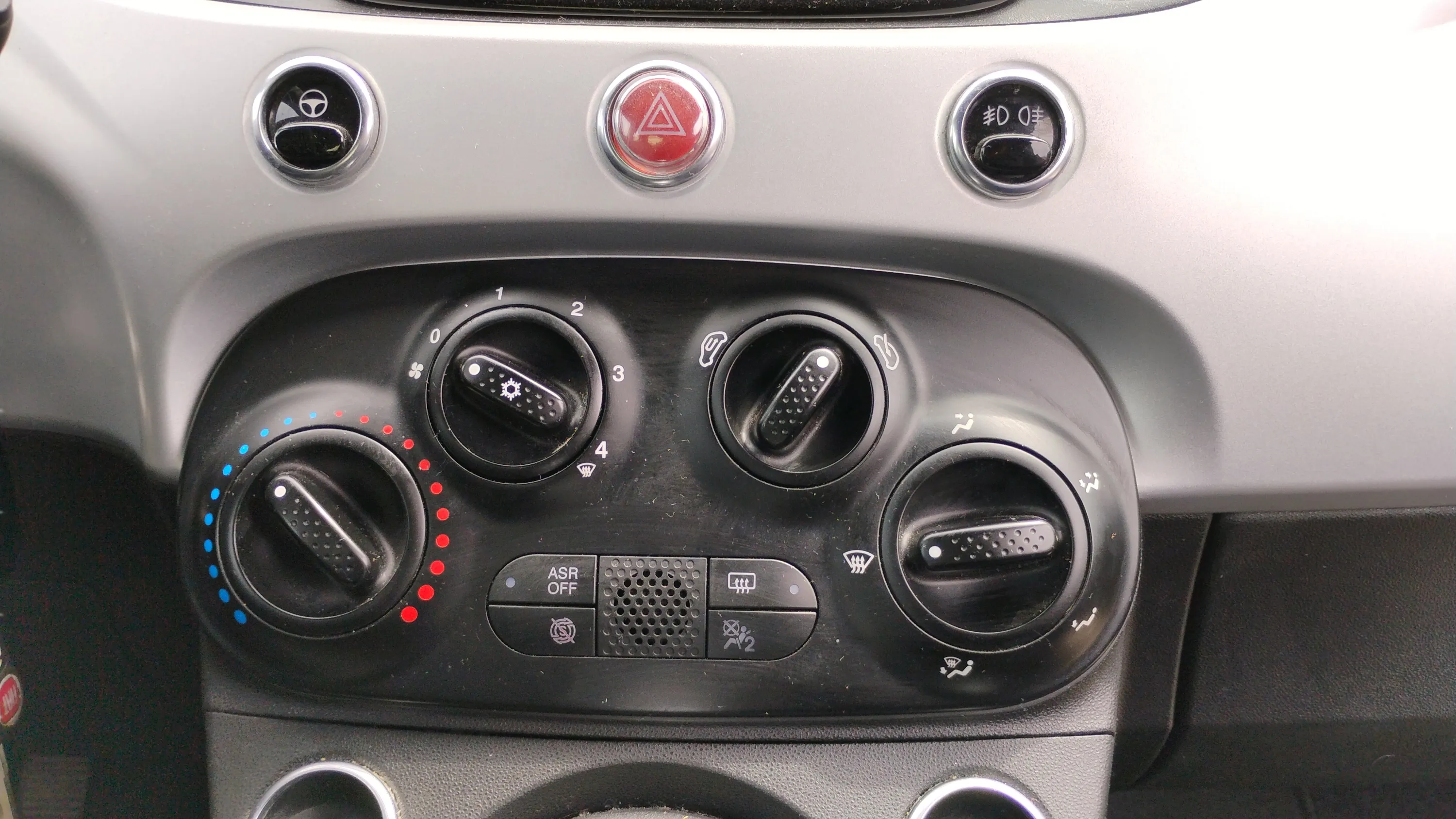 Fiat 500 Sport 1.0 Hybrid - foto 10