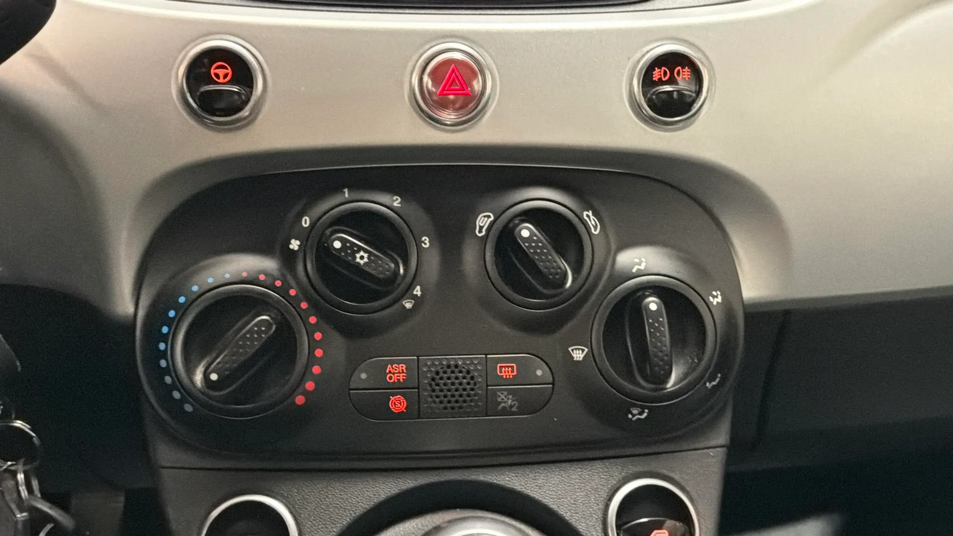 Fiat 500 Sport 1.0 Hybrid - foto 19