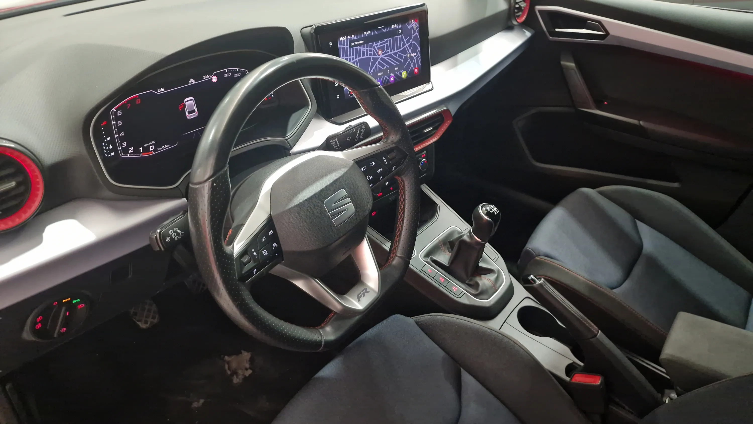 SEAT Ibiza 1.0 TSI FR XL - foto 12