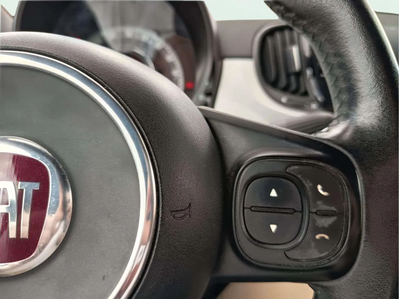 Fiat 500 Sport 1.0 Hybrid - foto 11