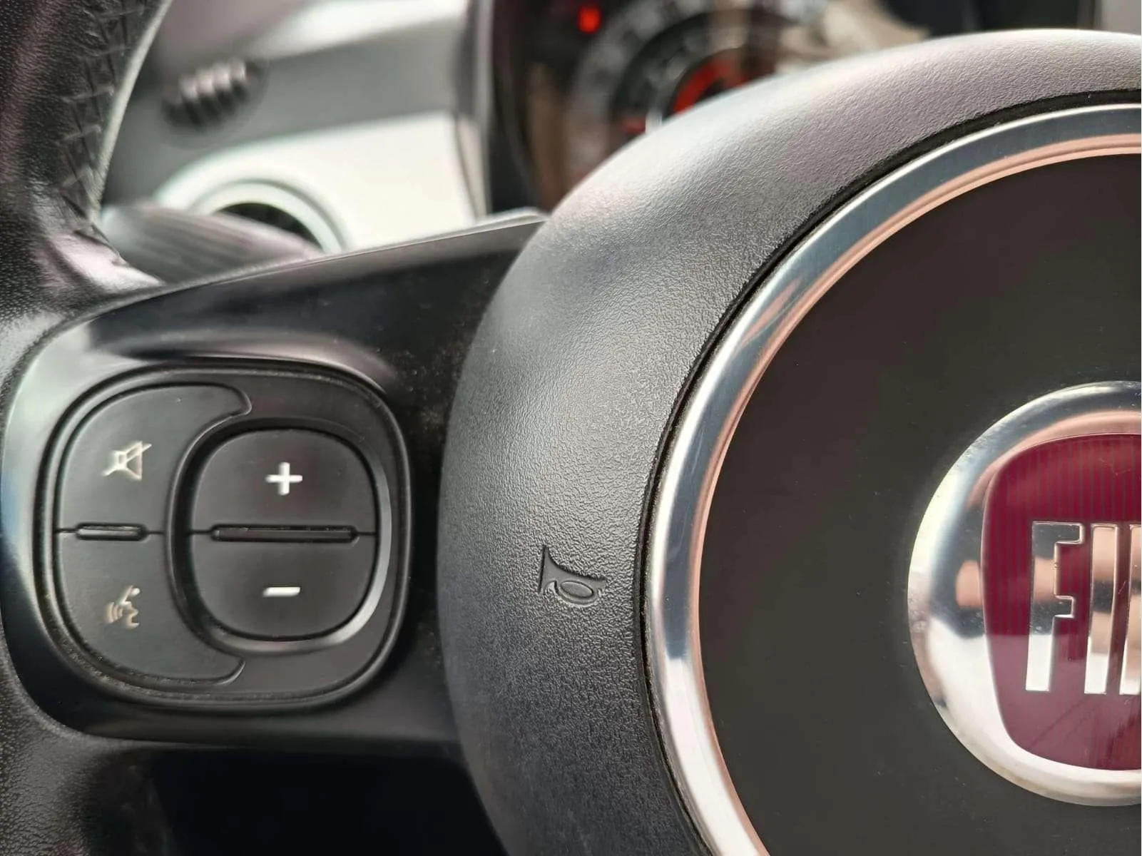Fiat 500 Sport 1.0 Hybrid - foto 10