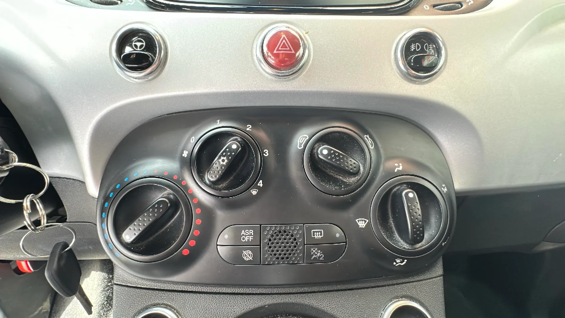 Fiat 500 Connect 1.0 Hybrid - foto 17