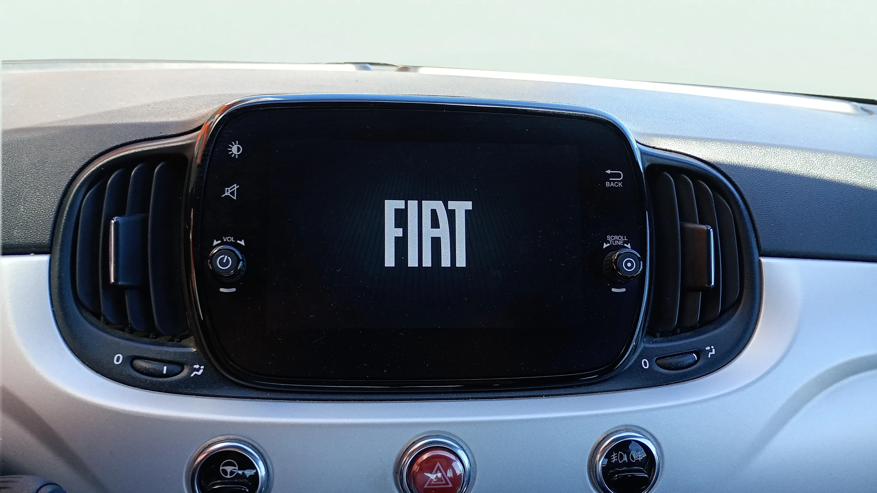 Fiat 500 Sport 1.0 Hybrid - foto 13