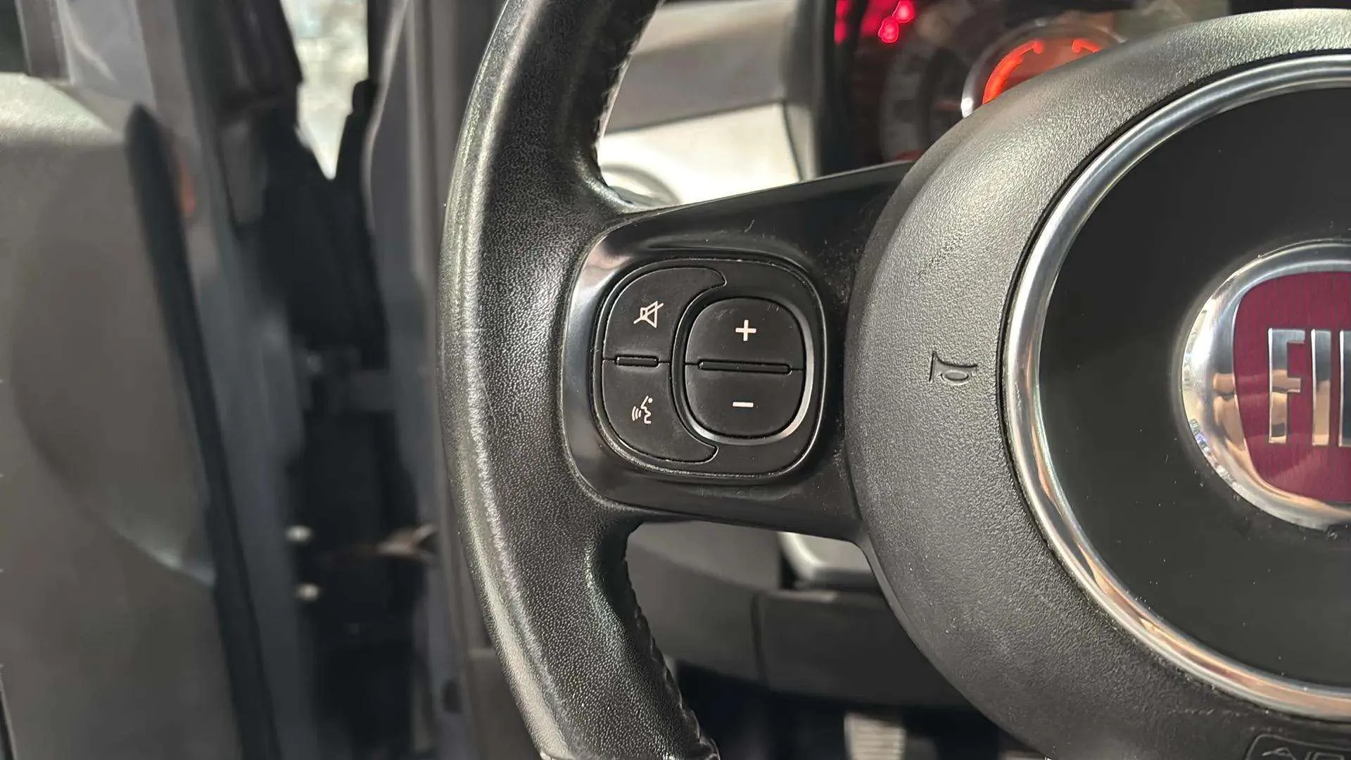 Fiat 500 Connect 1.0 Hybrid - foto 12