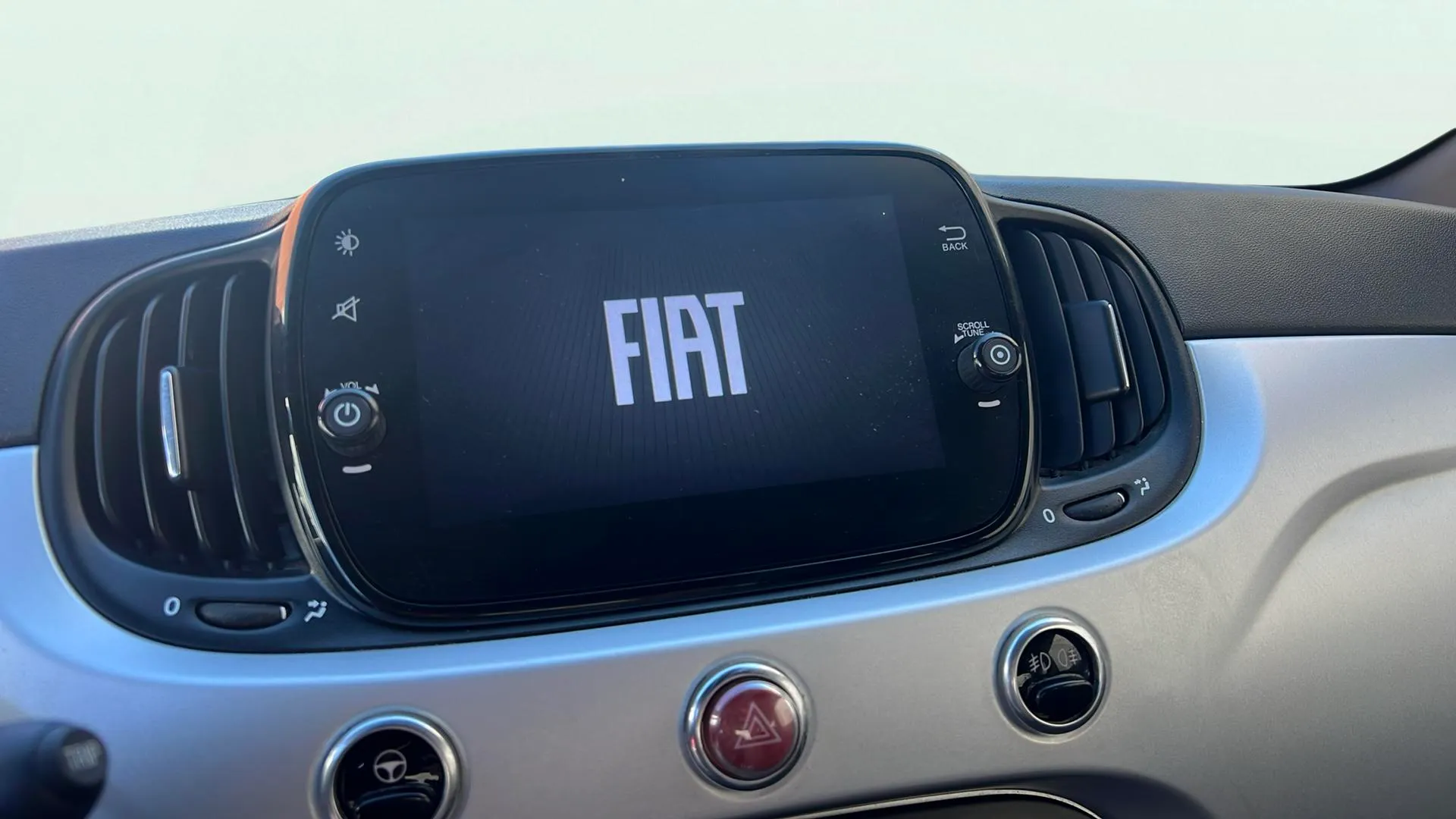 Fiat 500 Sport 1.0 Hybrid - foto 15