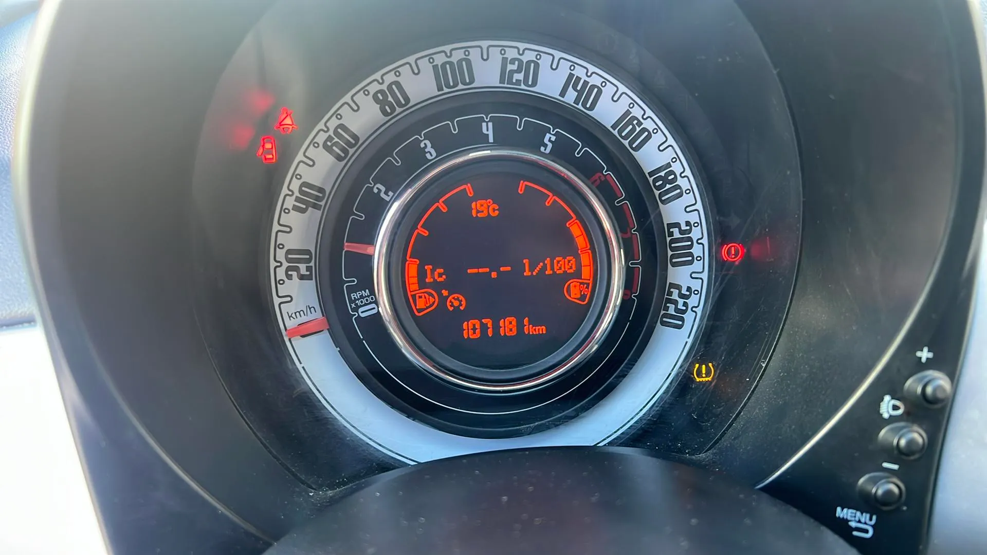 Fiat 500 Sport 1.0 Hybrid - foto 11