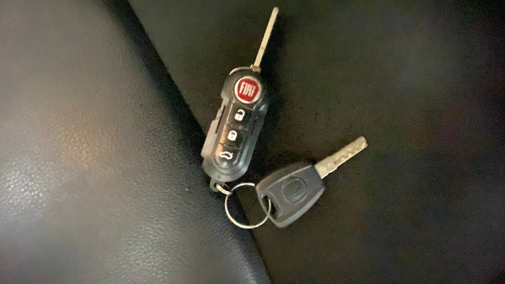 Fiat 500 Connect 1.0 Hybrid - foto 17