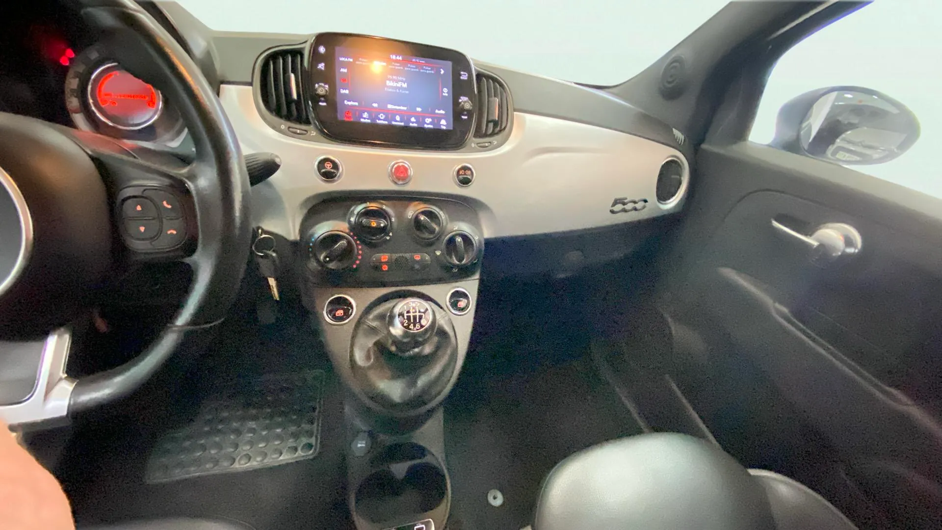 Fiat 500 Connect 1.0 Hybrid - foto 6
