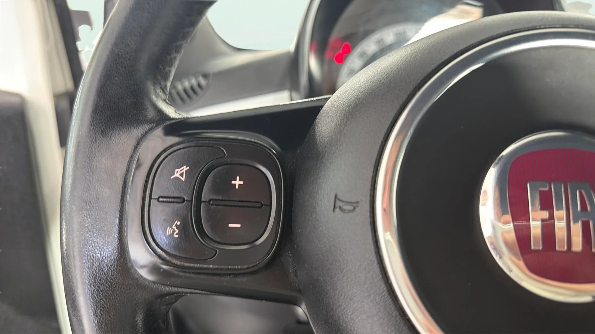 Fiat 500 Connect 1.0 Hybrid - foto 10
