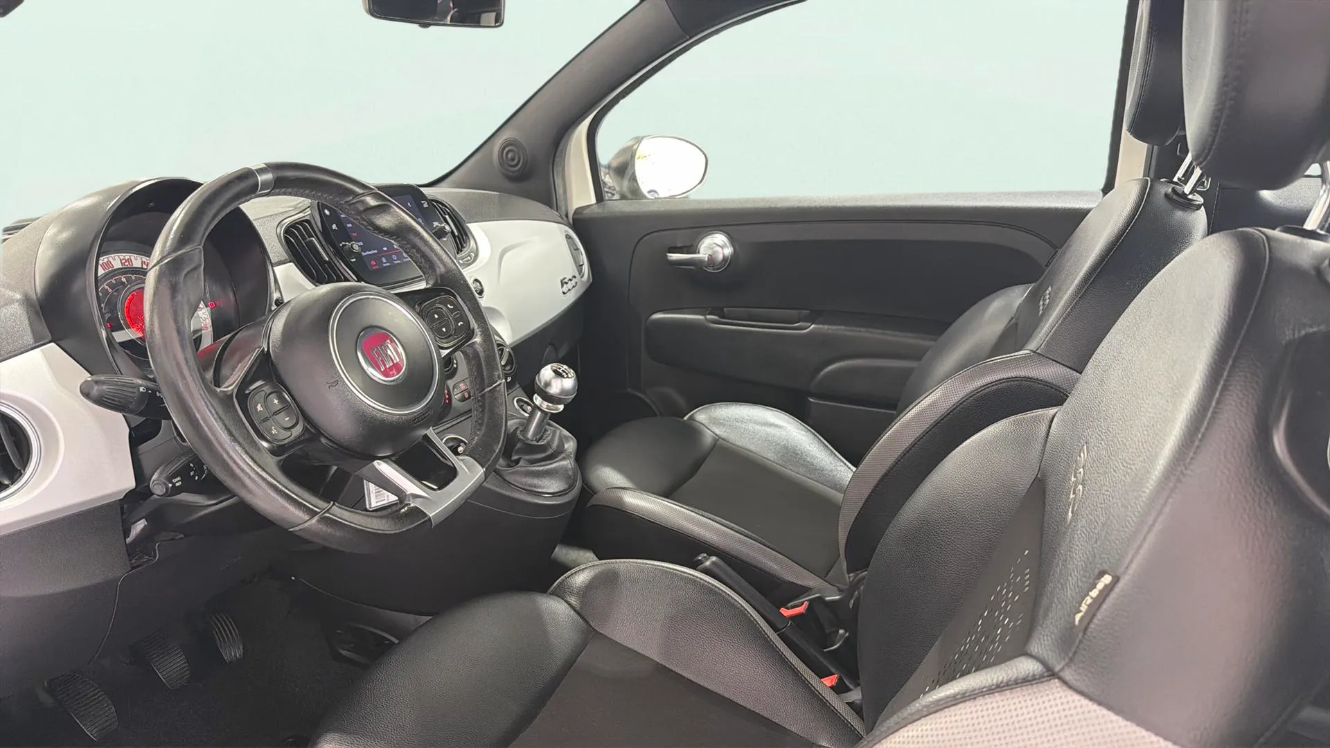 Fiat 500 Connect 1.0 Hybrid - foto 12