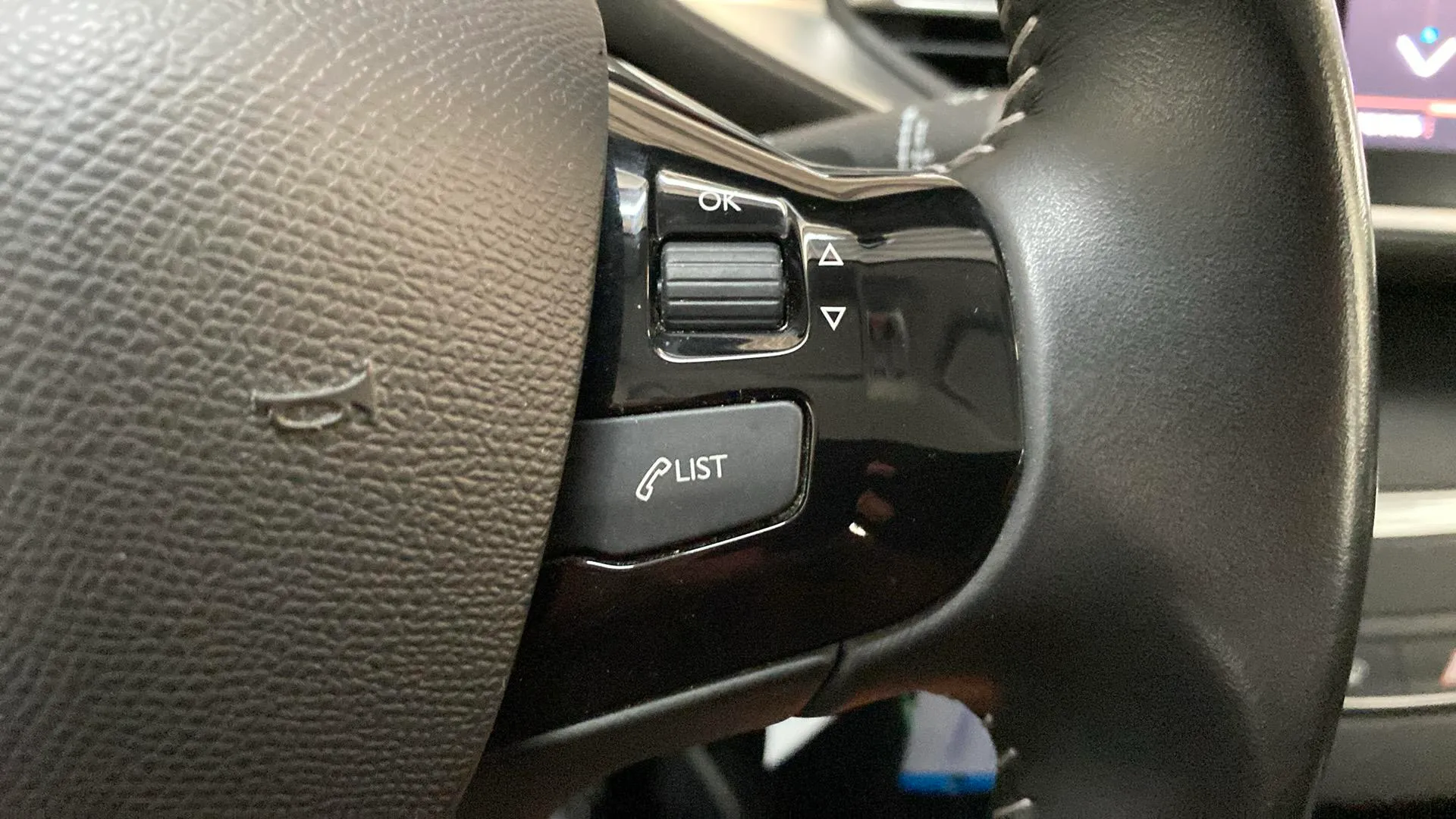 Peugeot 308 Allure PureTech 130 - foto 21