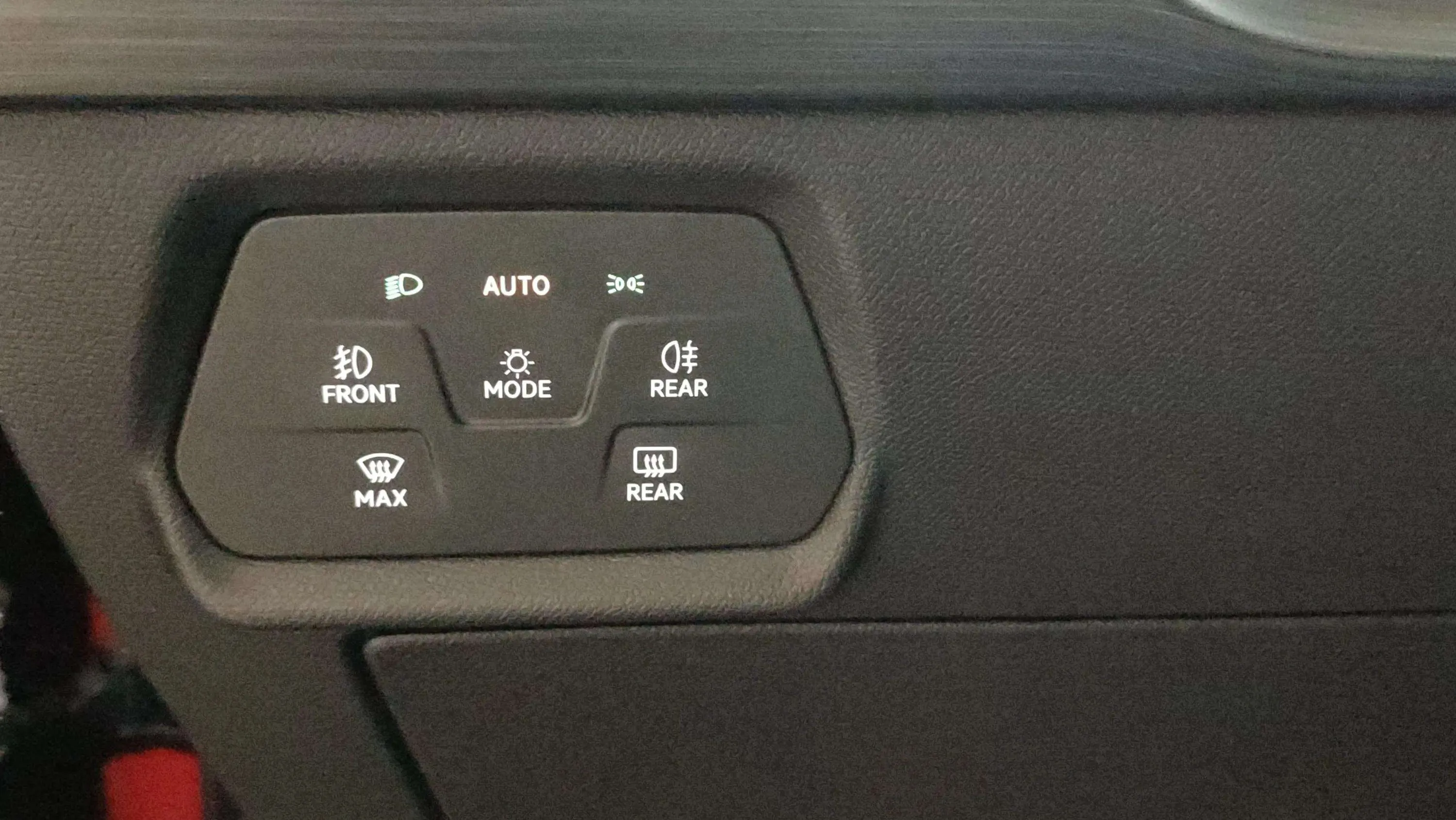 Cupra Formentor 1.5 TSI DSG - foto 8