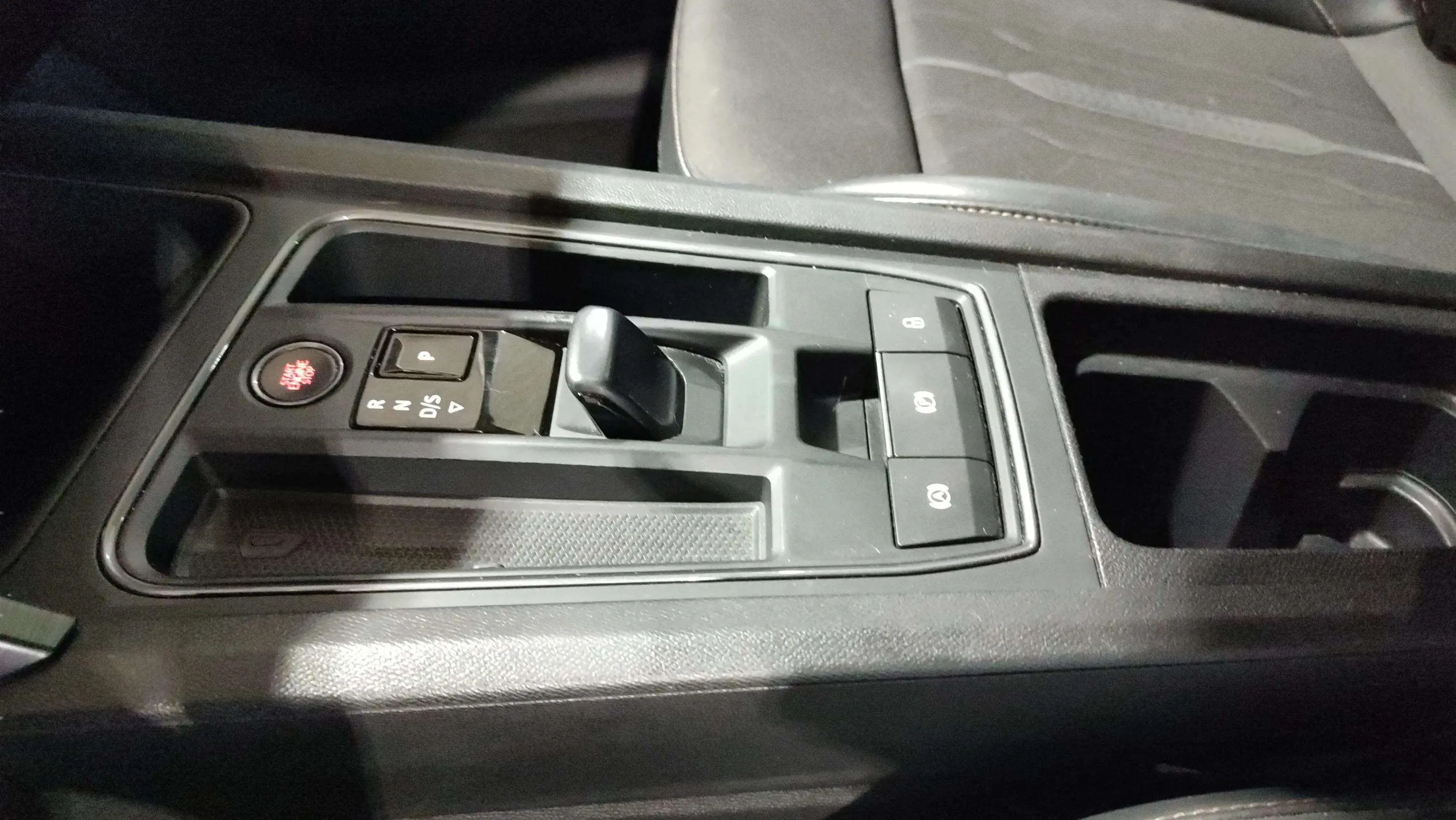 Cupra Formentor 1.5 TSI DSG - foto 22