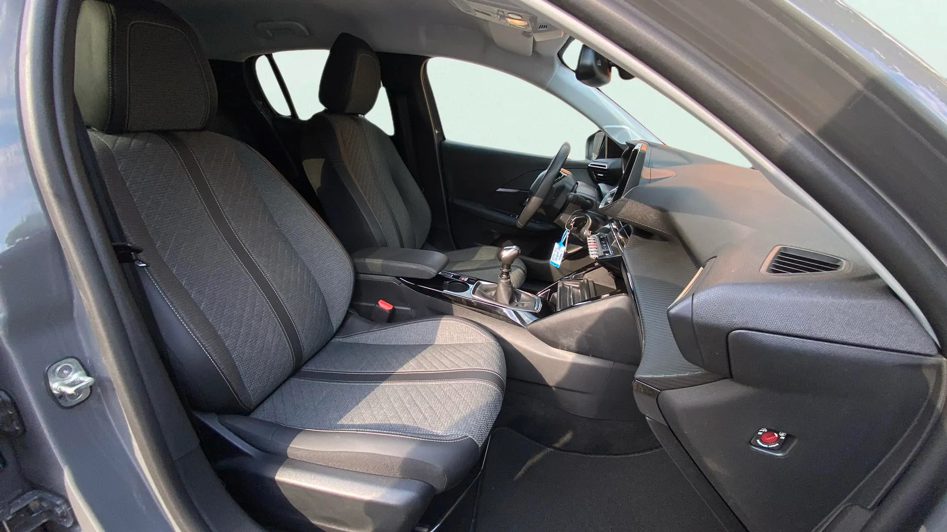 Peugeot 208 Allure Gasolina 100 - foto 11