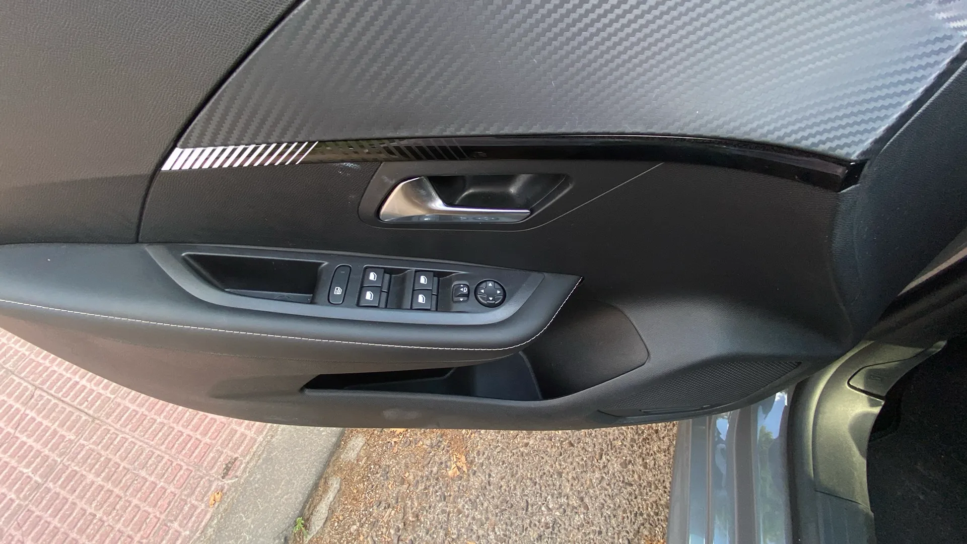 Peugeot 208 Allure Gasolina 100 - foto 16