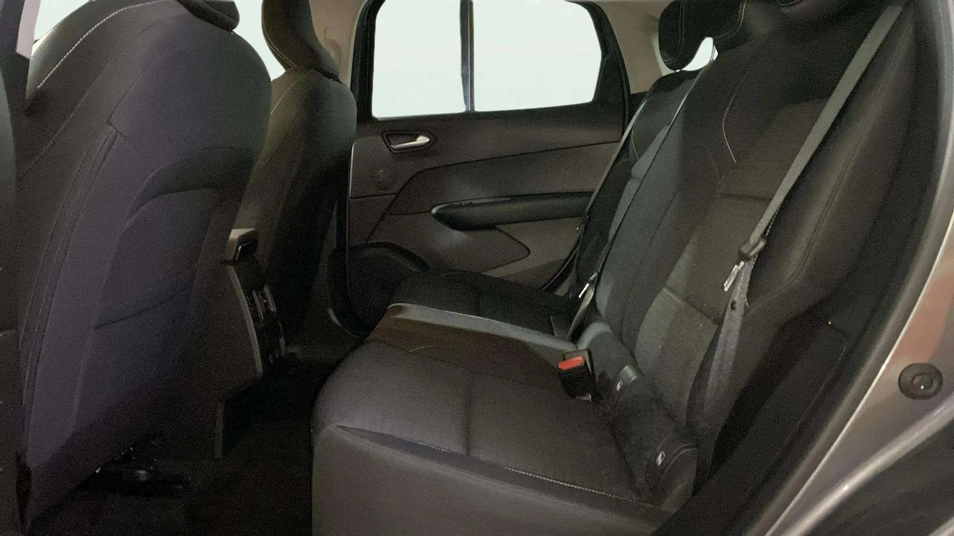 Renault Arkana Evolution TCe EDC mild hybr - foto 11
