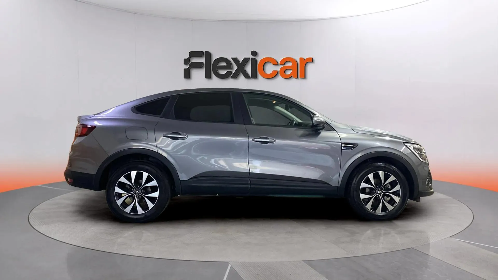 Renault Arkana Evolution TCe EDC mild hybr - foto 8