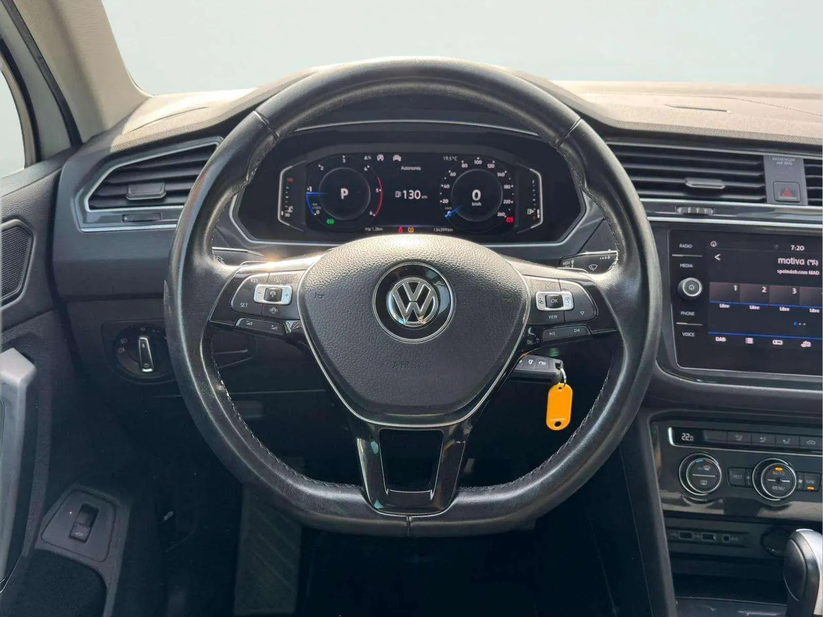 Volkswagen Tiguan Advance 2.0 TDI DSG - foto 12
