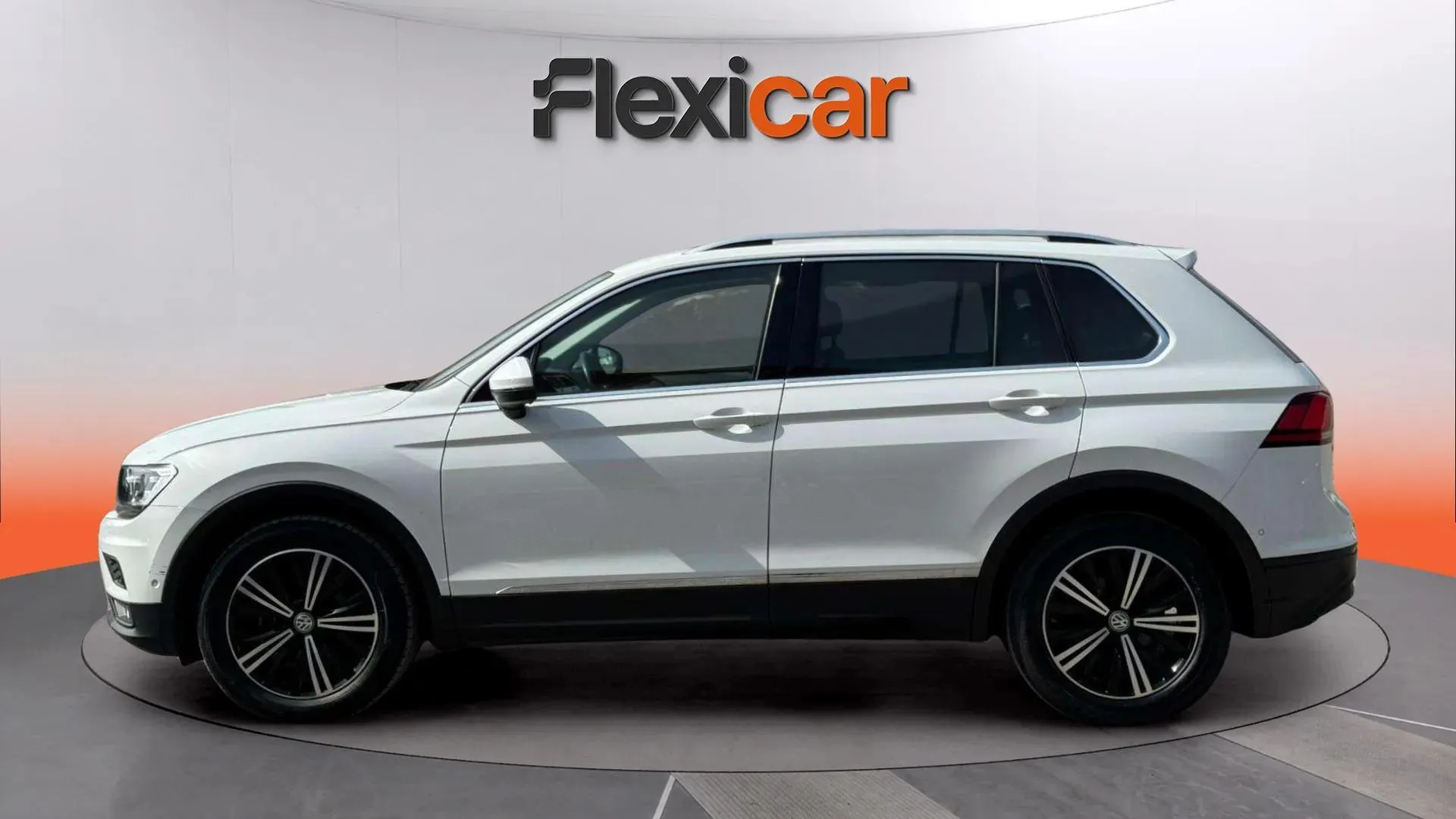 Volkswagen Tiguan Advance 2.0 TDI DSG - foto 3