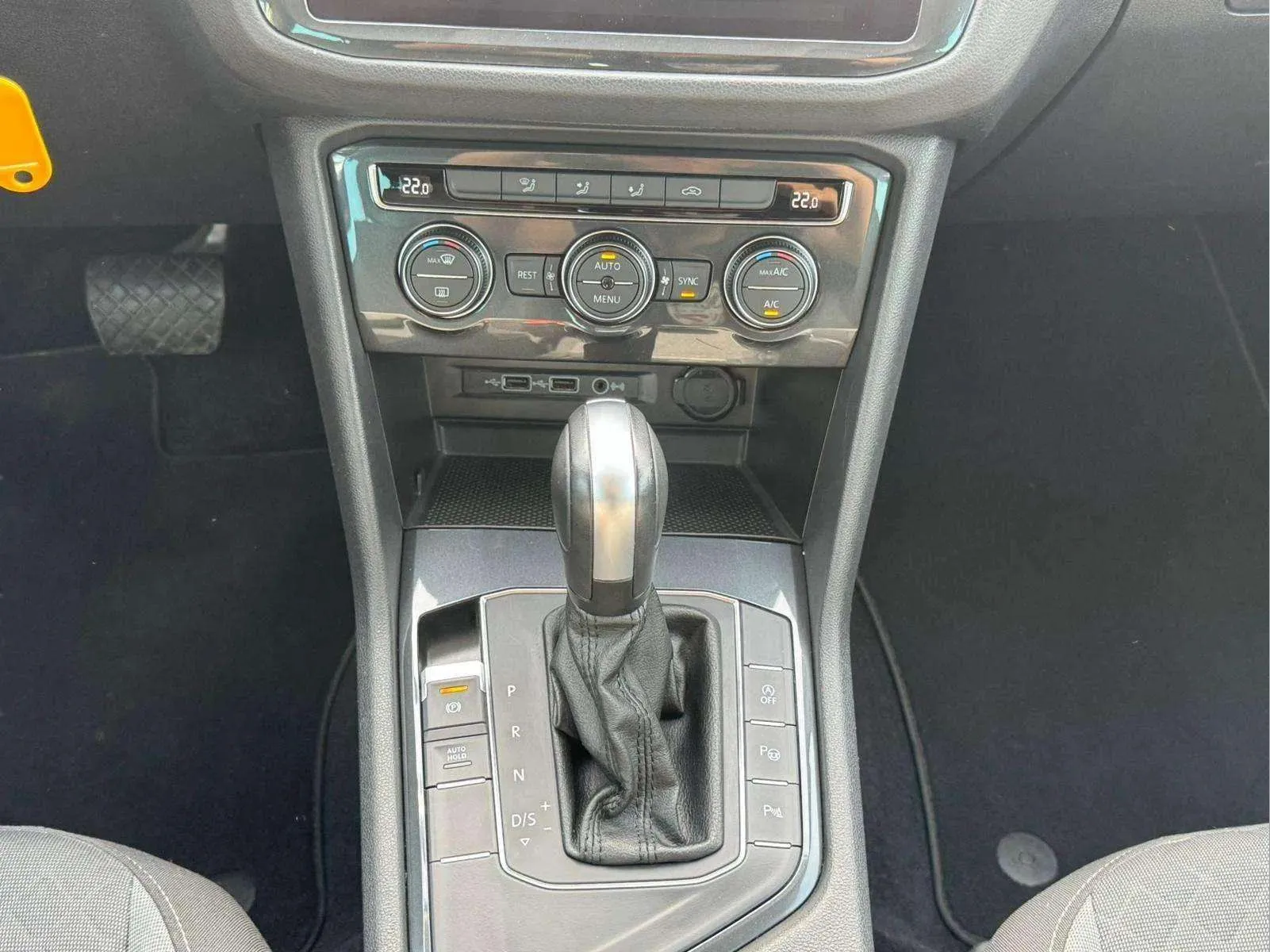 Volkswagen Tiguan Advance 2.0 TDI DSG - foto 11