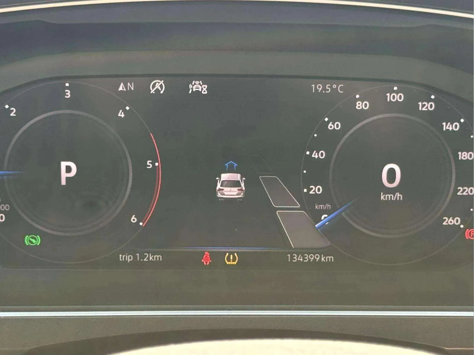 Volkswagen Tiguan Advance 2.0 TDI DSG - foto 17