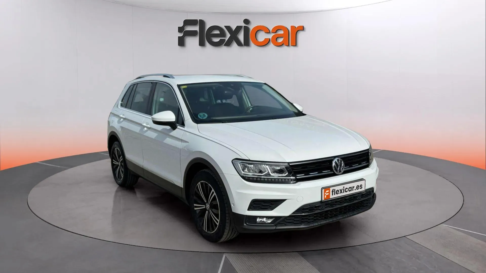 Volkswagen Tiguan Advance 2.0 TDI DSG - foto 1