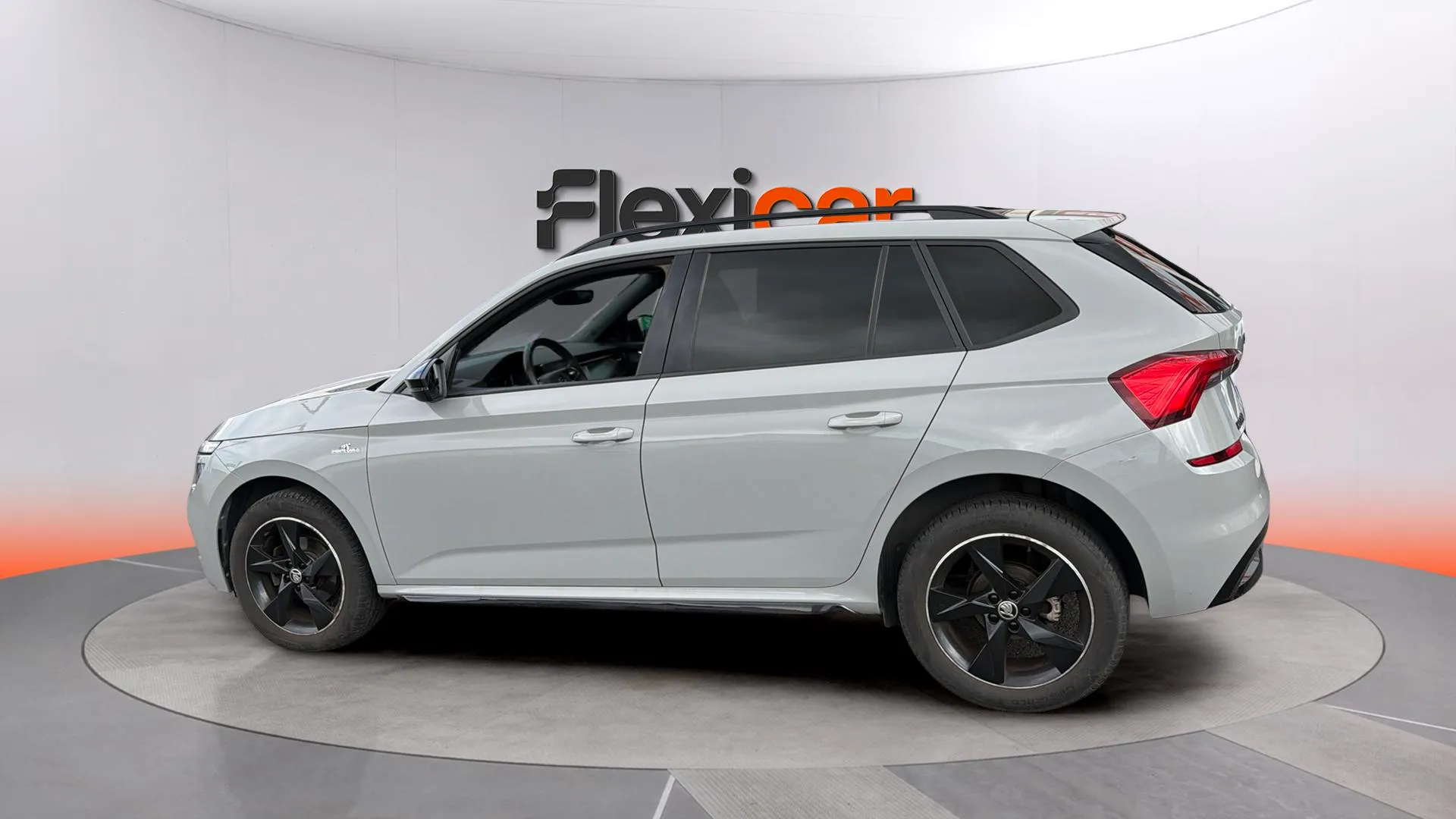 Škoda Kamiq 1.0 TSI Active - foto 5
