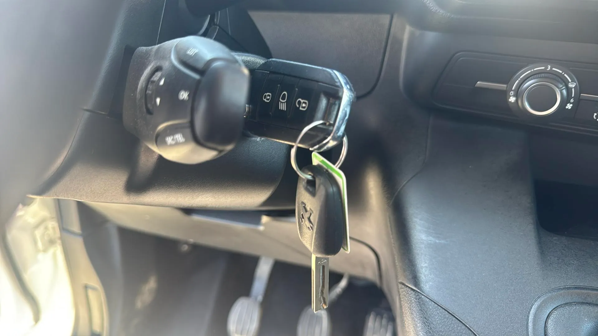 Peugeot Rifter Active Long BlueHDi - foto 17