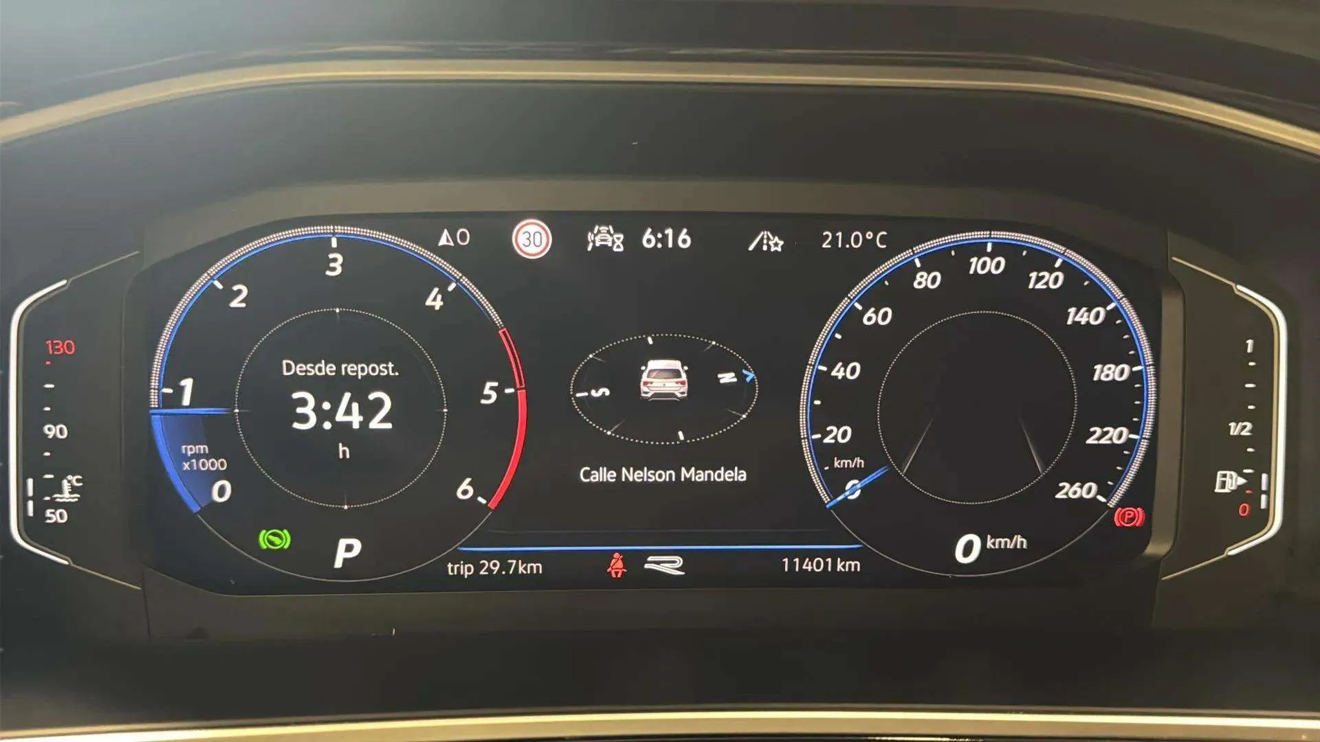 Volkswagen T-Roc R-Line 2.0 TDI DSG - foto 19