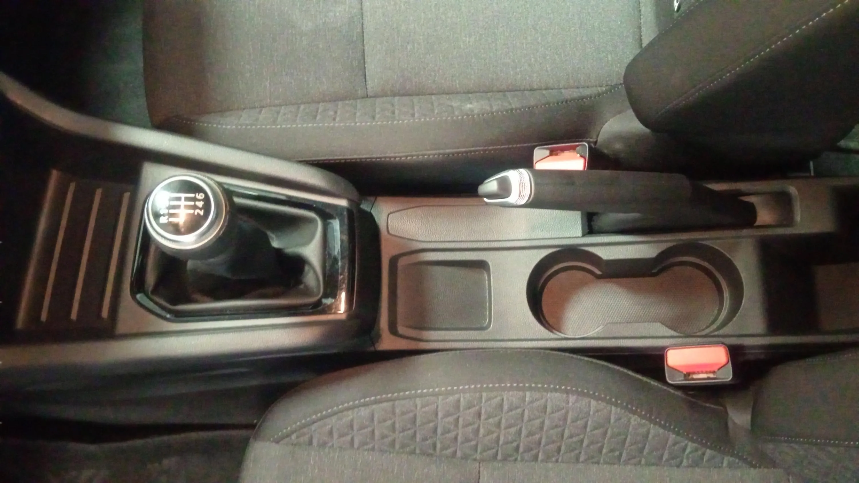Renault Clio Equilibre TCe - foto 23