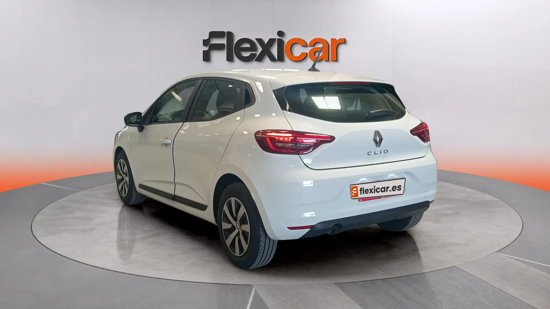 Renault Clio Equilibre TCe - foto 8