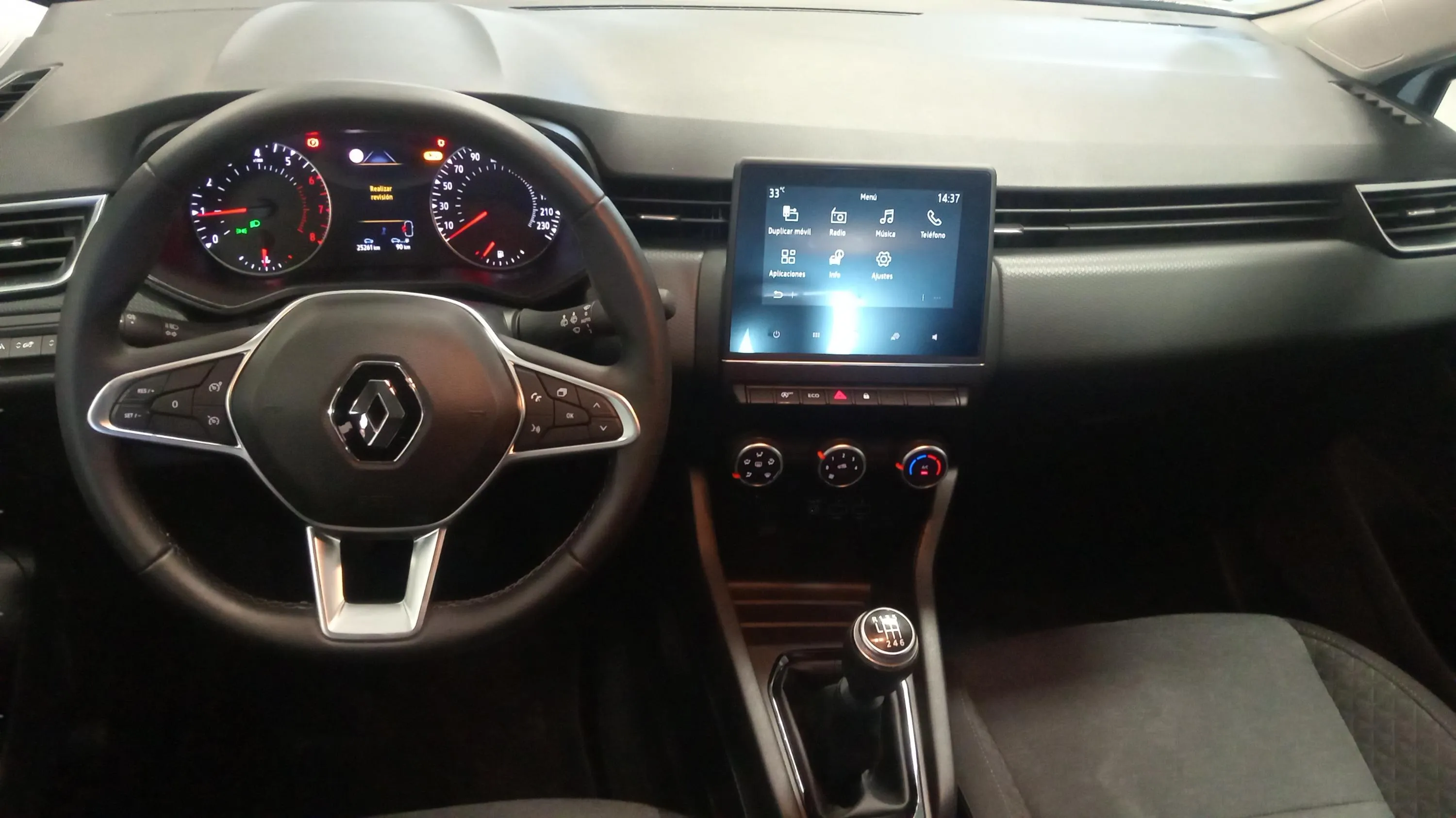 Renault Clio Equilibre TCe - foto 15